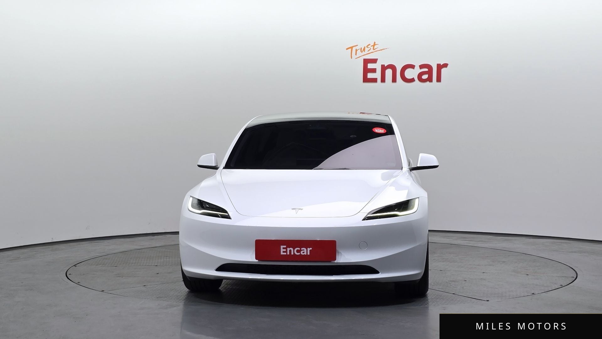 Tesla Model 3 2024 — миниатюра 3