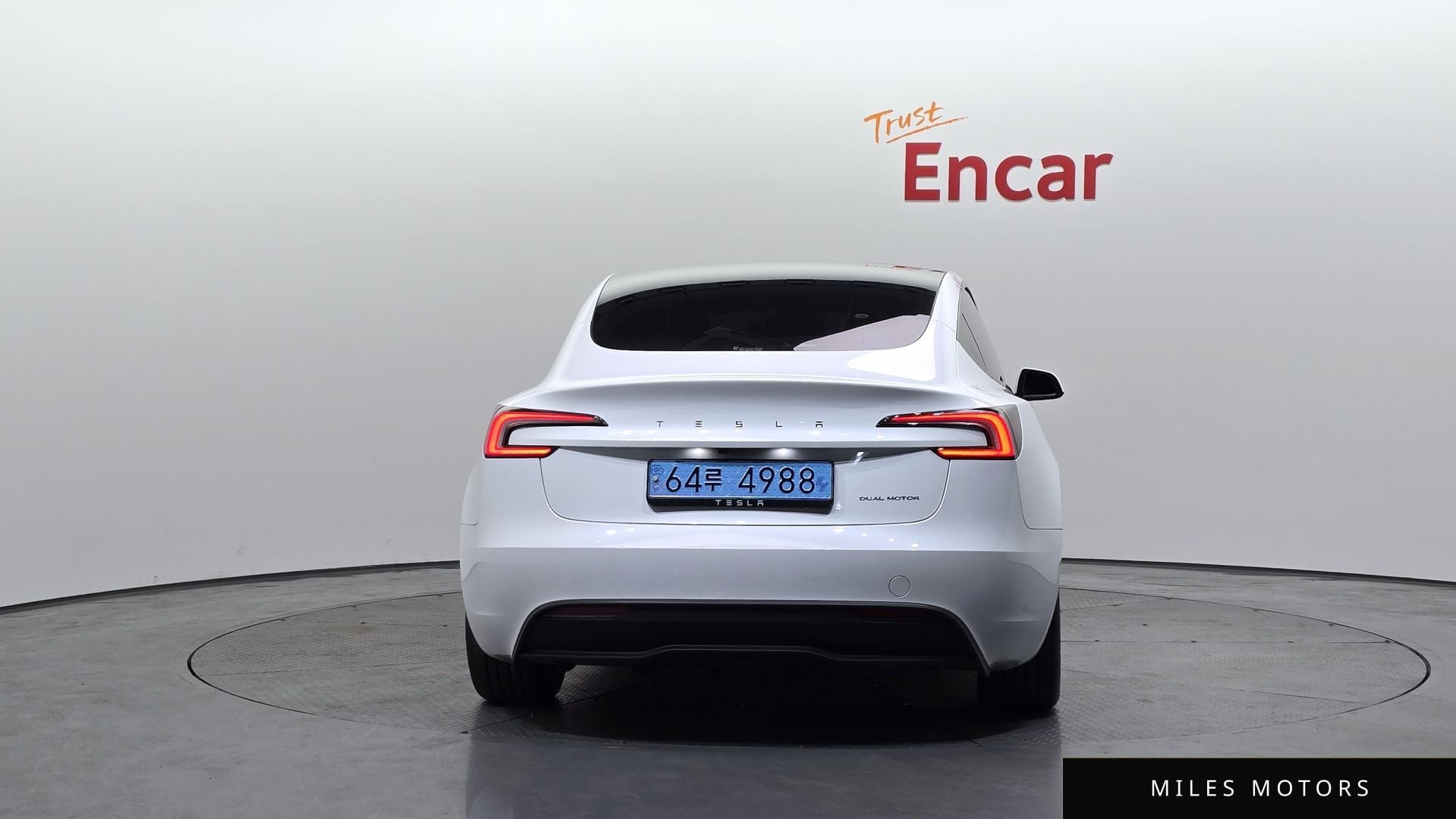 Tesla Model 3 2024 — миниатюра 4