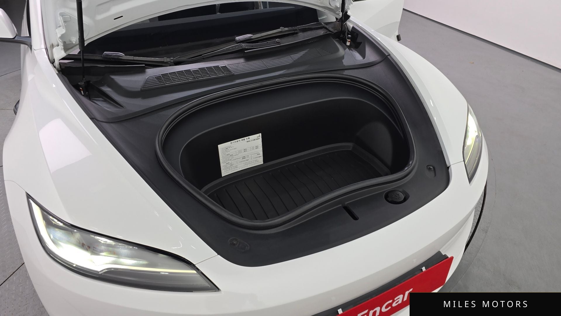 Tesla Model 3 2024 — миниатюра 6