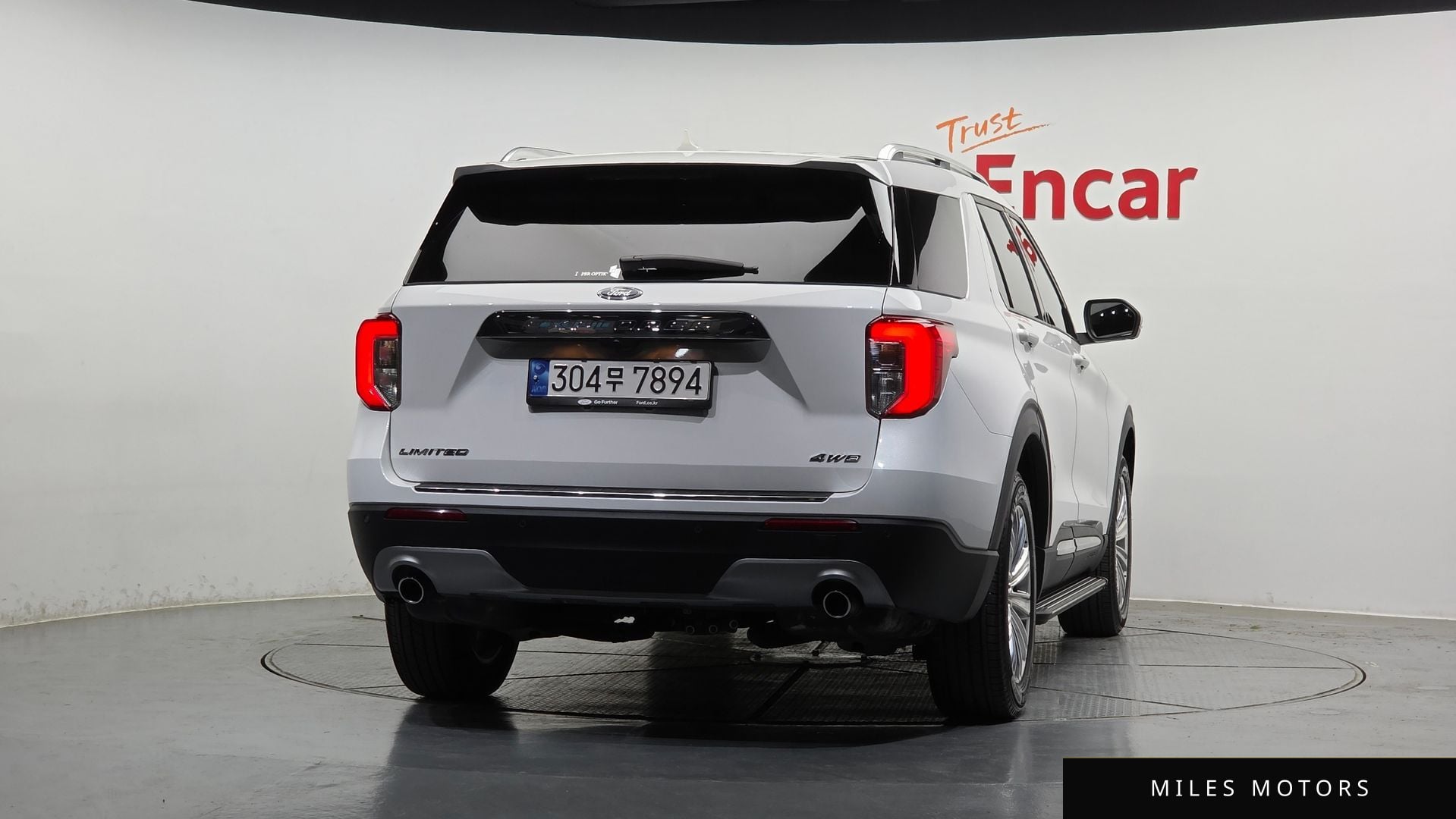 Ford Explorer 2023 — миниатюра 4