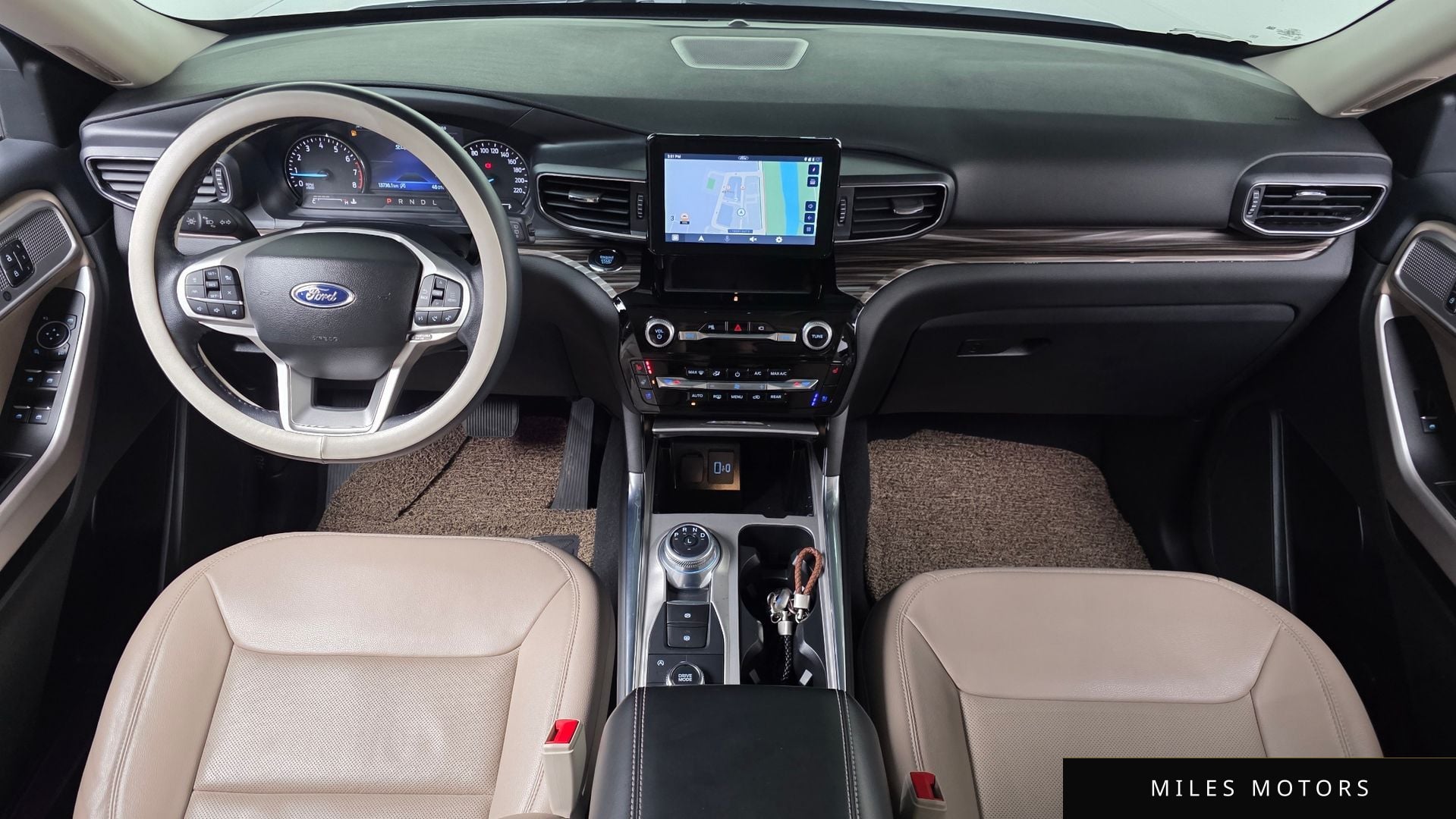 Ford Explorer 2023 — миниатюра 10