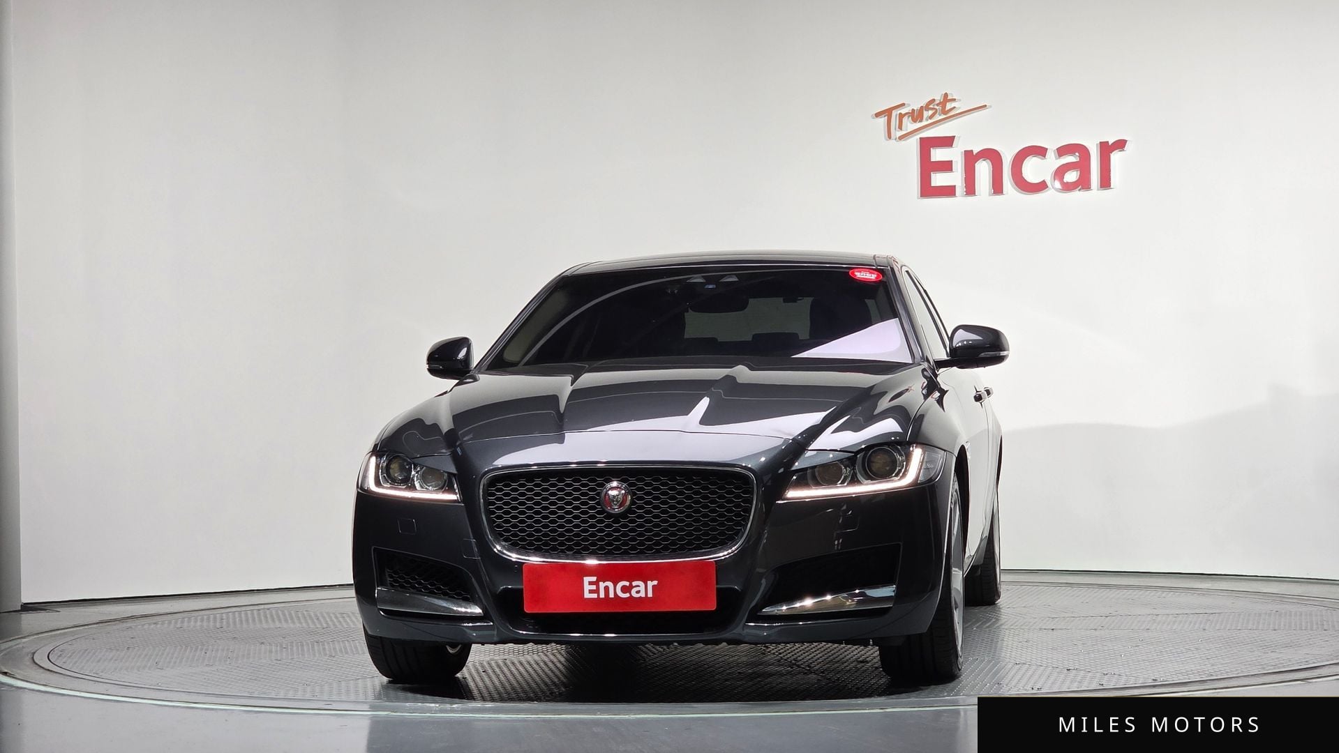 Jaguar XF (X260) 2018 — миниатюра 3