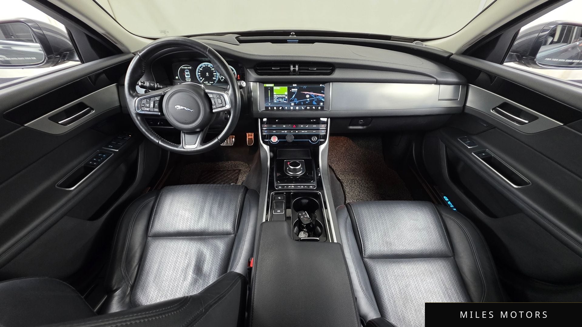 Jaguar XF (X260) 2018 — миниатюра 7