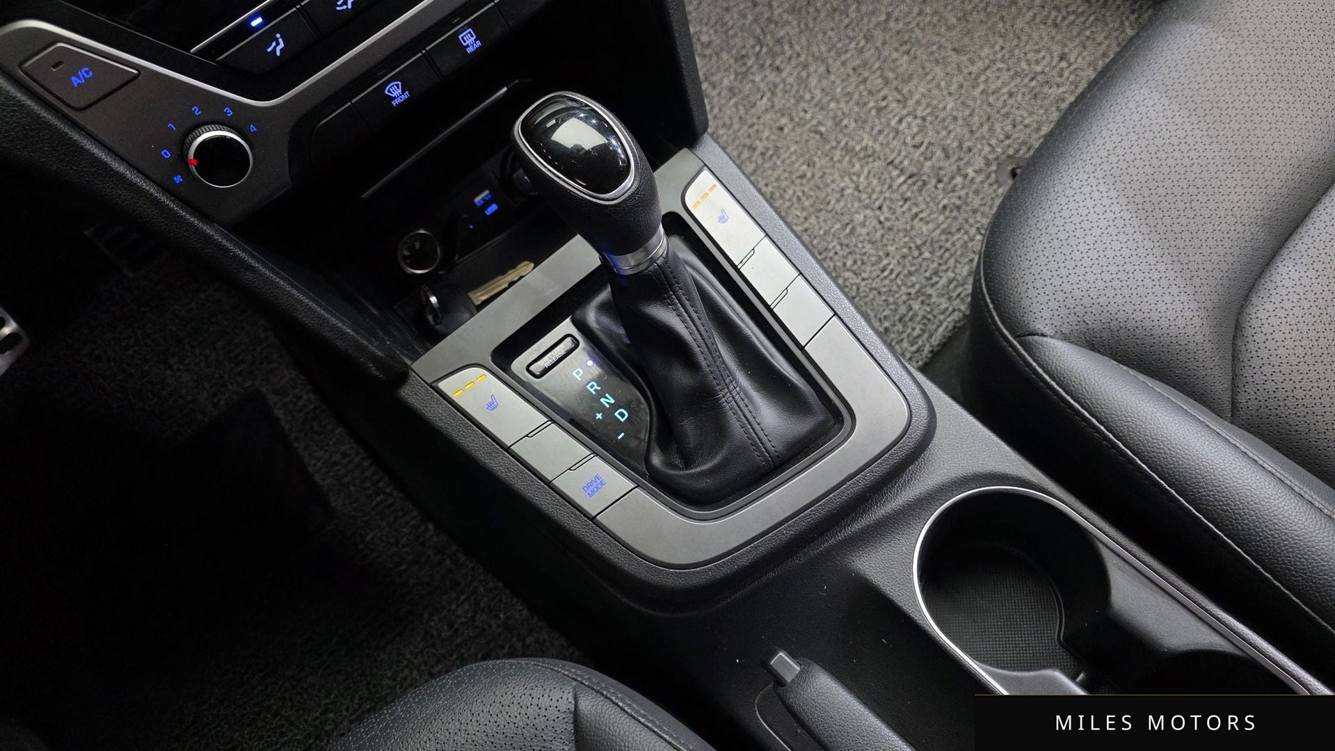 Hyundai AVANTE 2016 — миниатюра 9