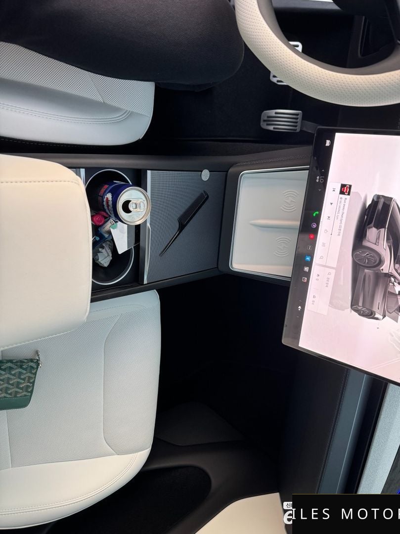 Tesla Model Y 2026 — миниатюра 10