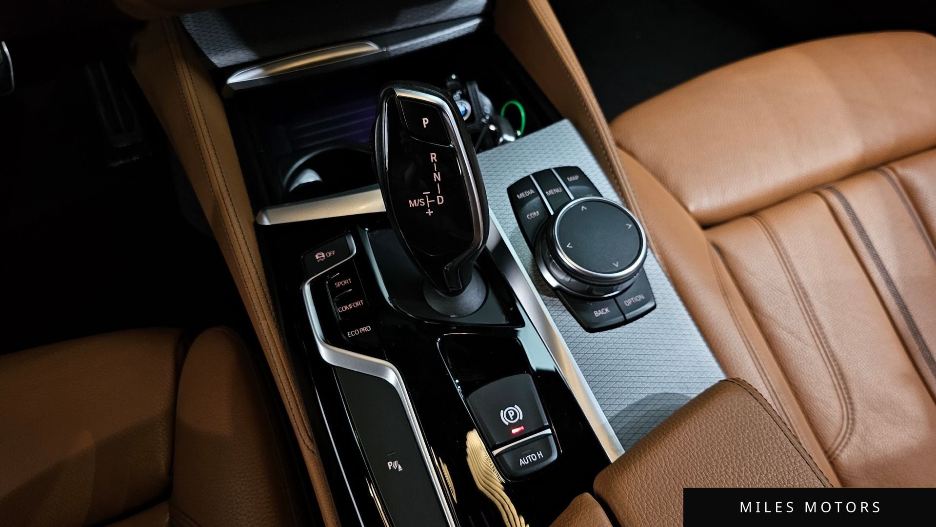 BMW 5 Series (G30) 2017 — миниатюра 12