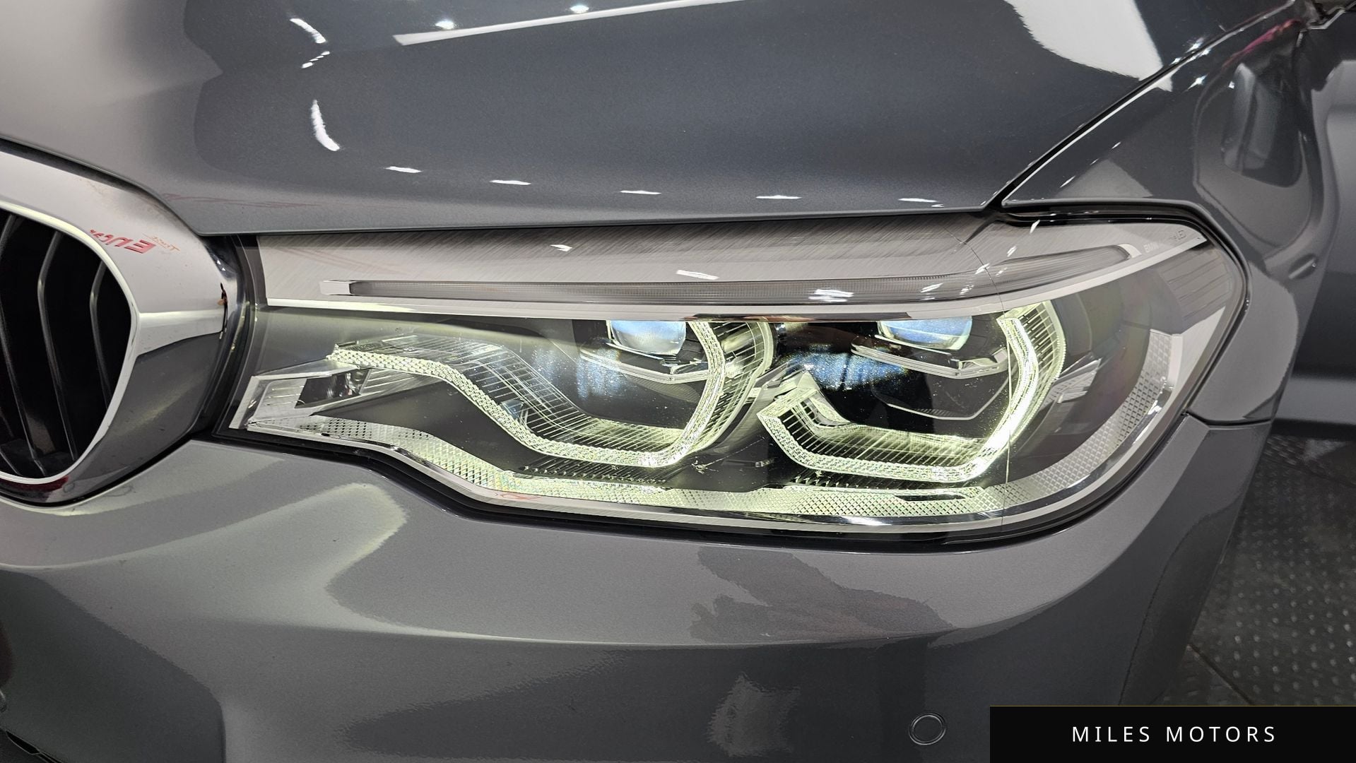 BMW 5 Series (G30) 2017 — миниатюра 8