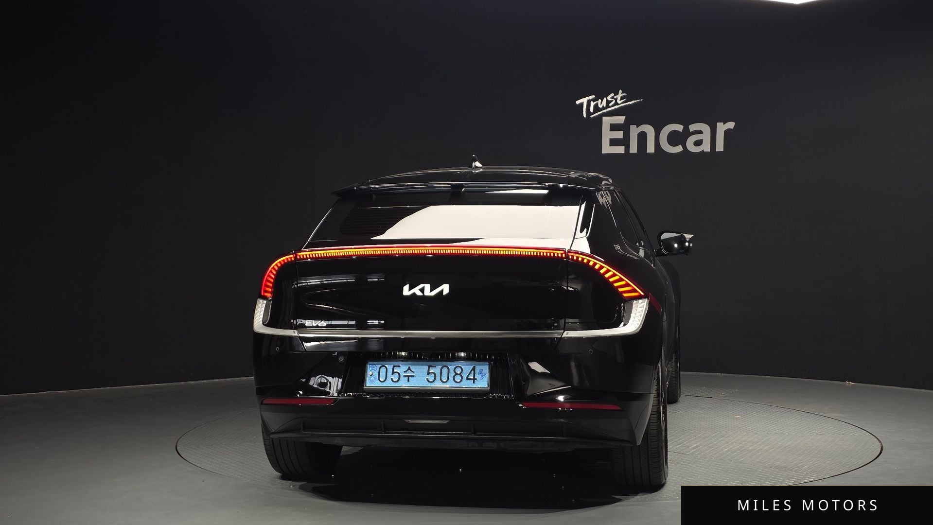 Kia EV6 2023 — миниатюра 4