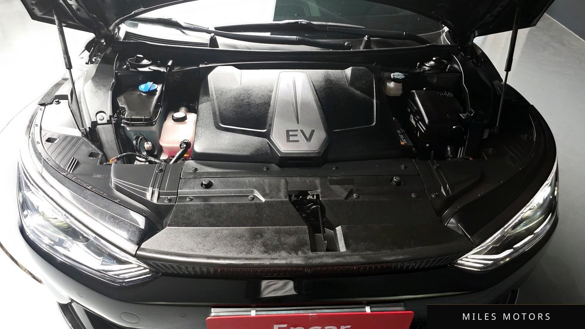 Kia EV6 2023 — миниатюра 6
