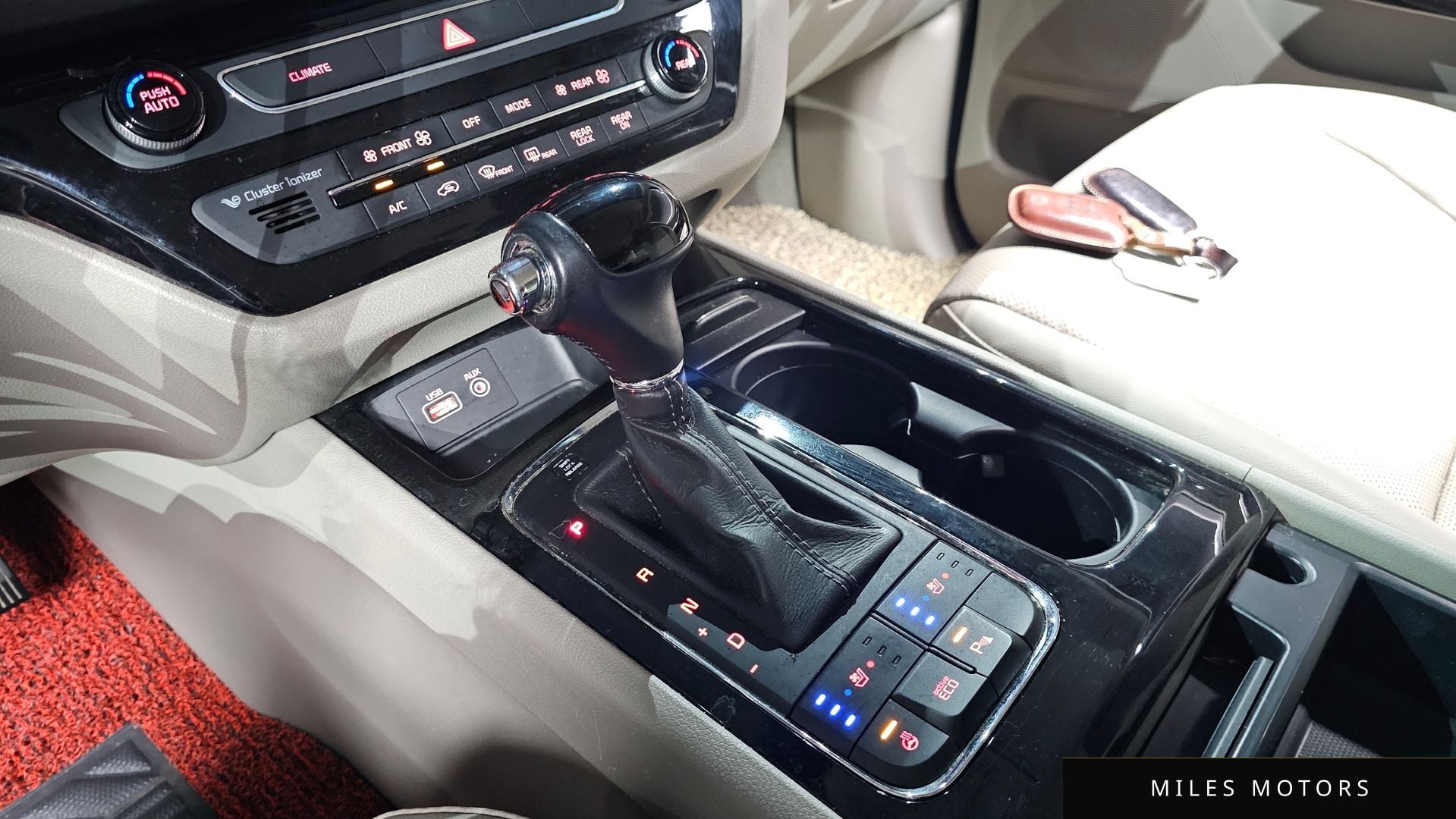 Kia Canival 2016 — миниатюра 12