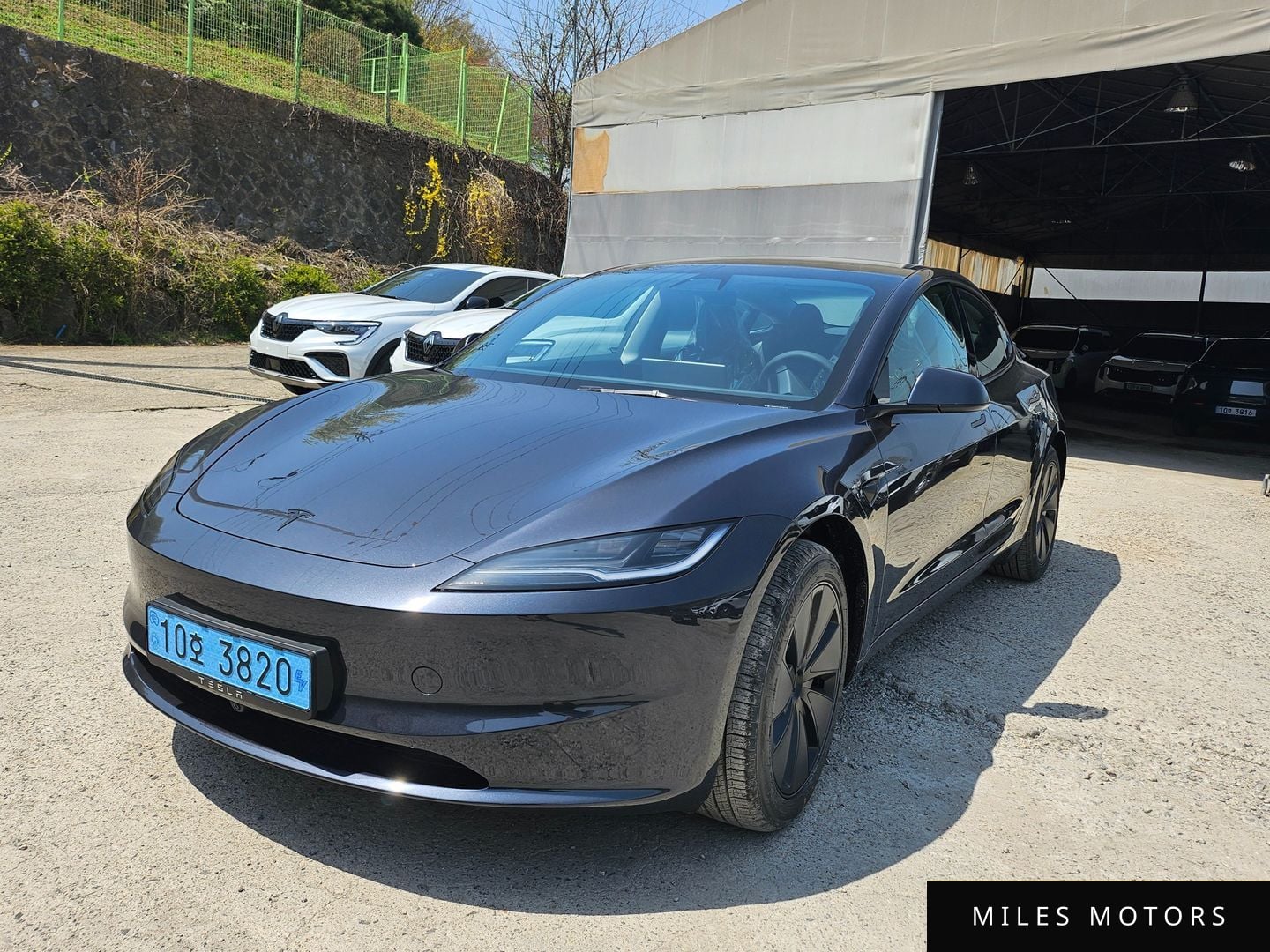 Tesla Model 3 2026 — миниатюра 2
