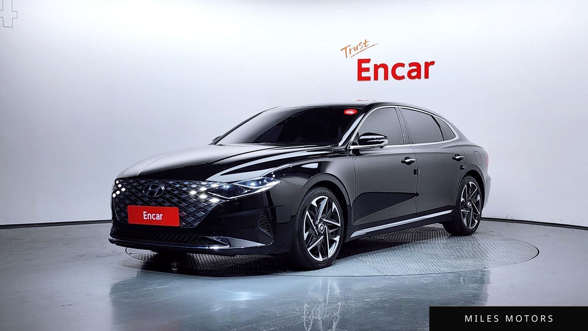 Hyundai Grandeur 2020 — фото 1 из 12