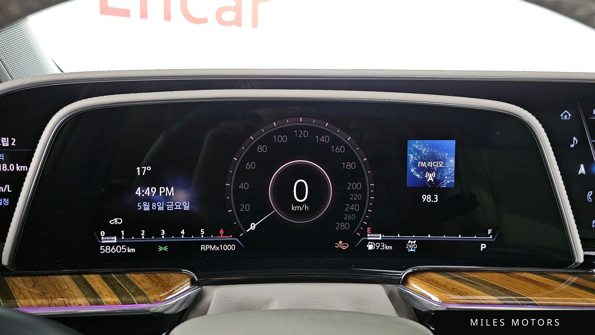 Cadillac Escalade 2022 — миниатюра 11