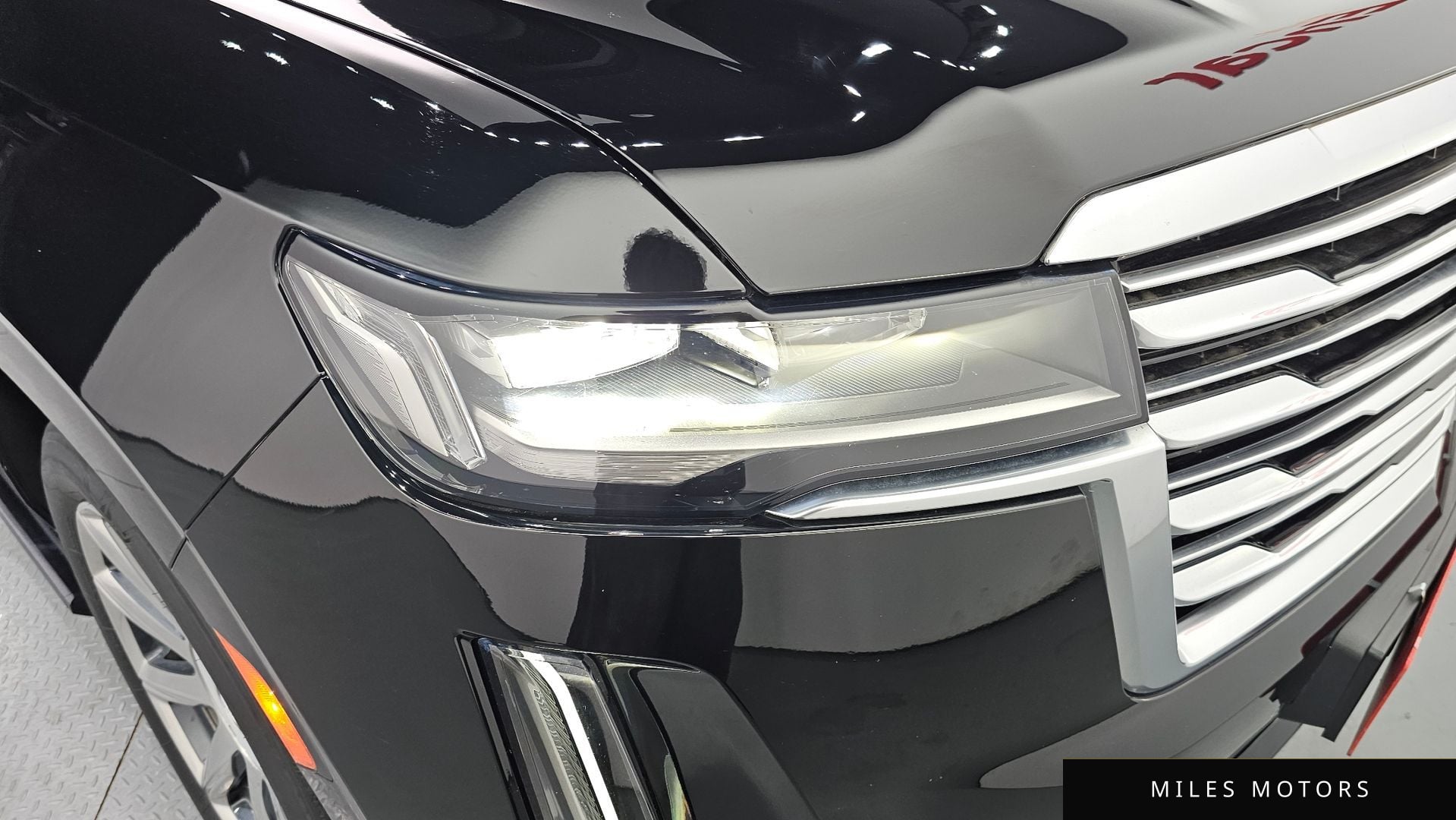 Cadillac Escalade 2022 — миниатюра 8