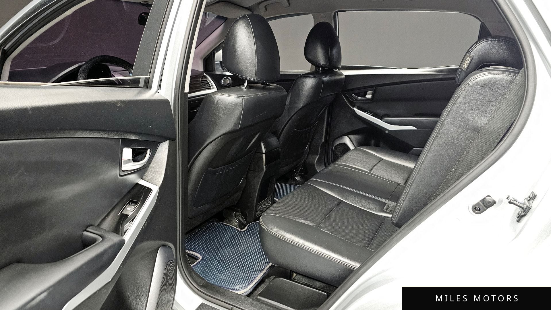 KG Mobility KORANDO 2015 — миниатюра 11