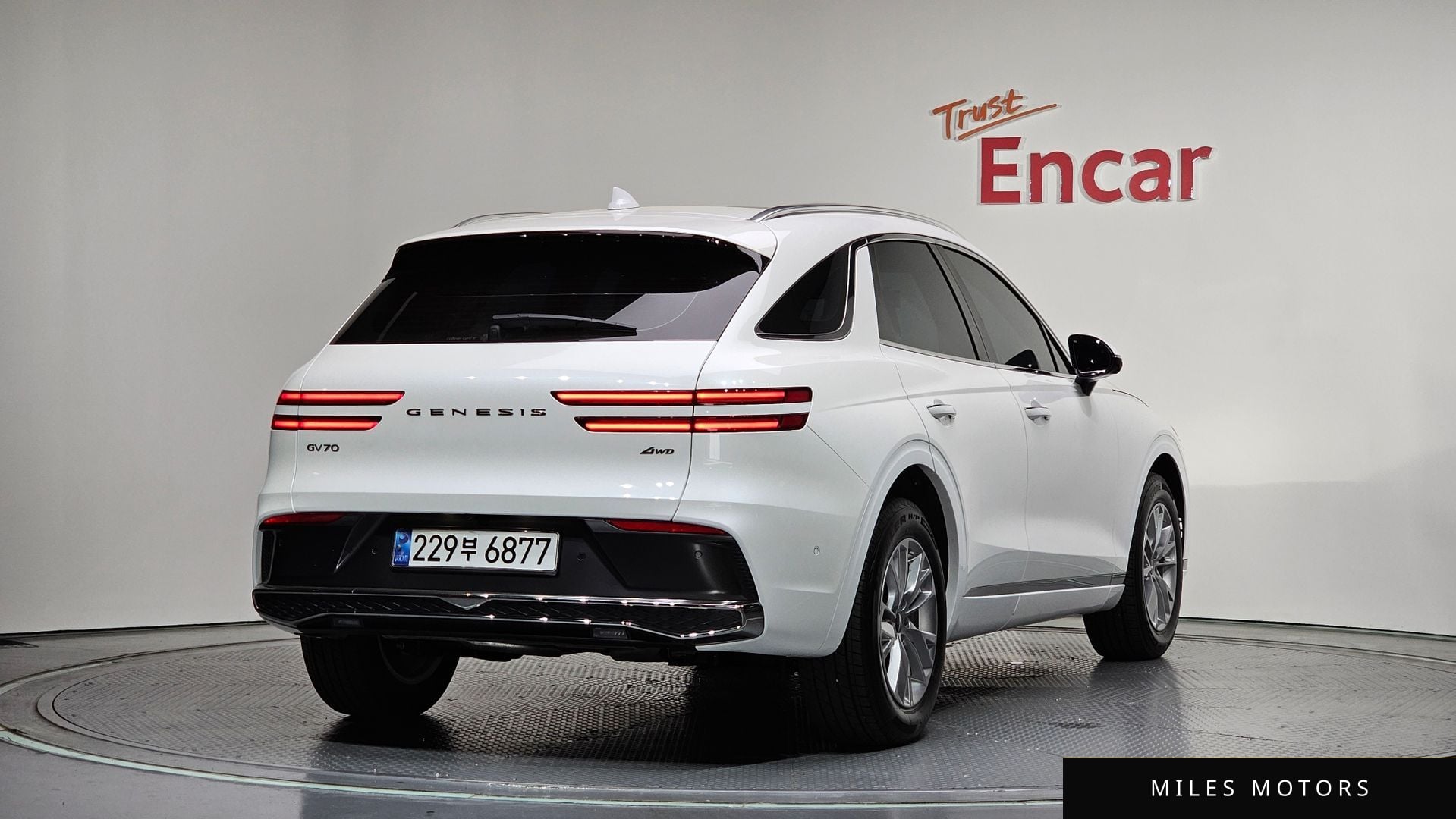 Genesis GV70 2025 — миниатюра 2