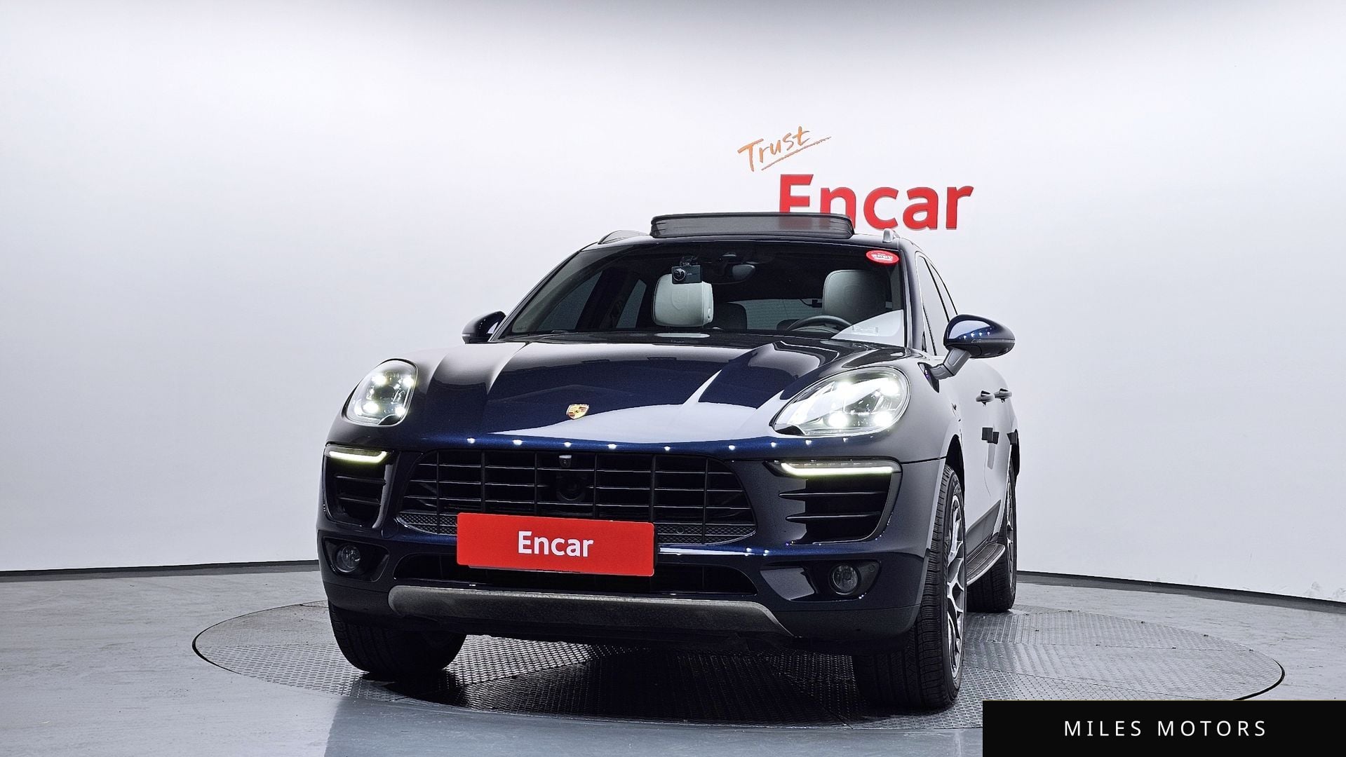 Porsche Macan 2018 — миниатюра 3