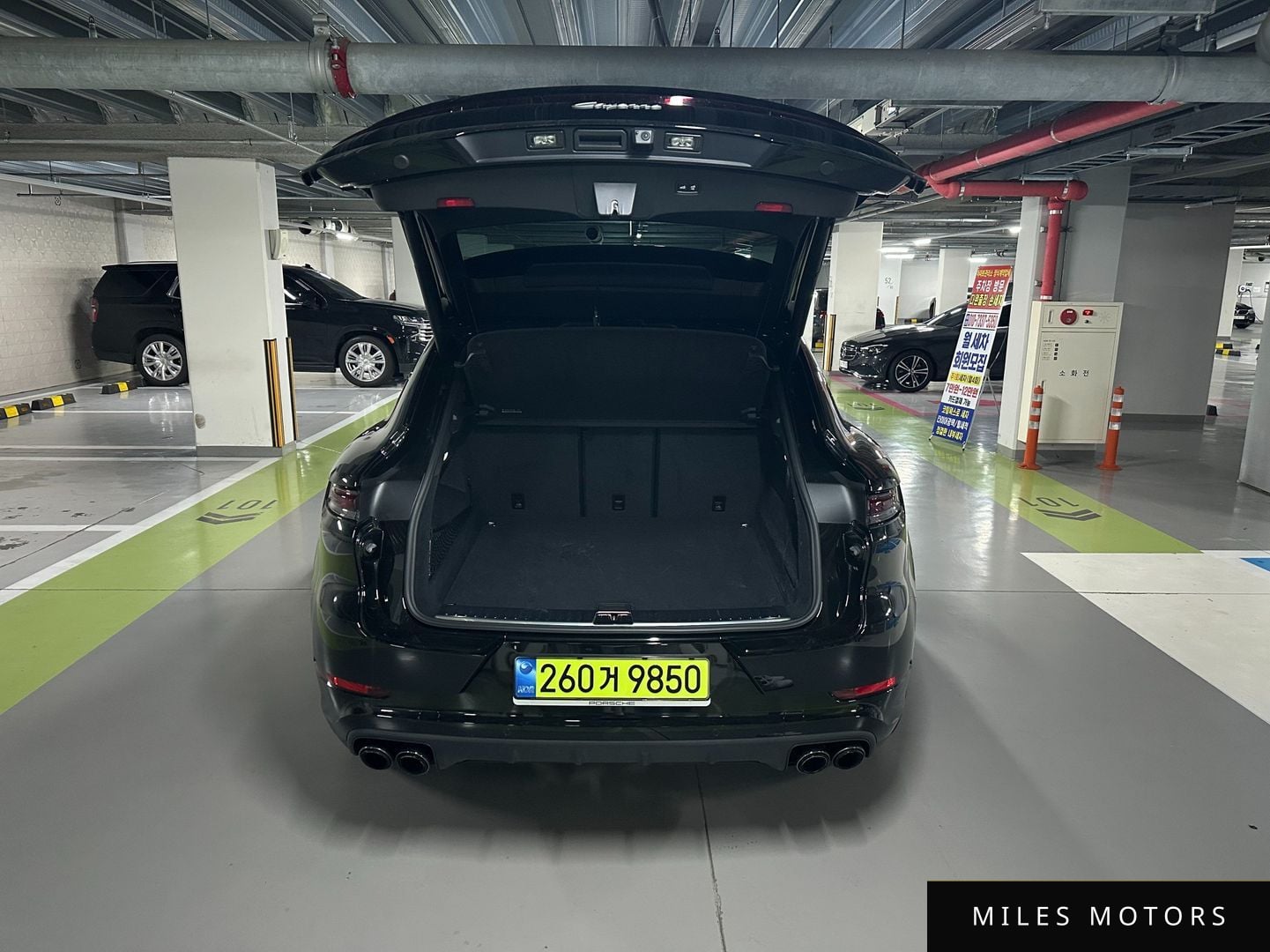 Porsche Cayenne 2025 — миниатюра 10