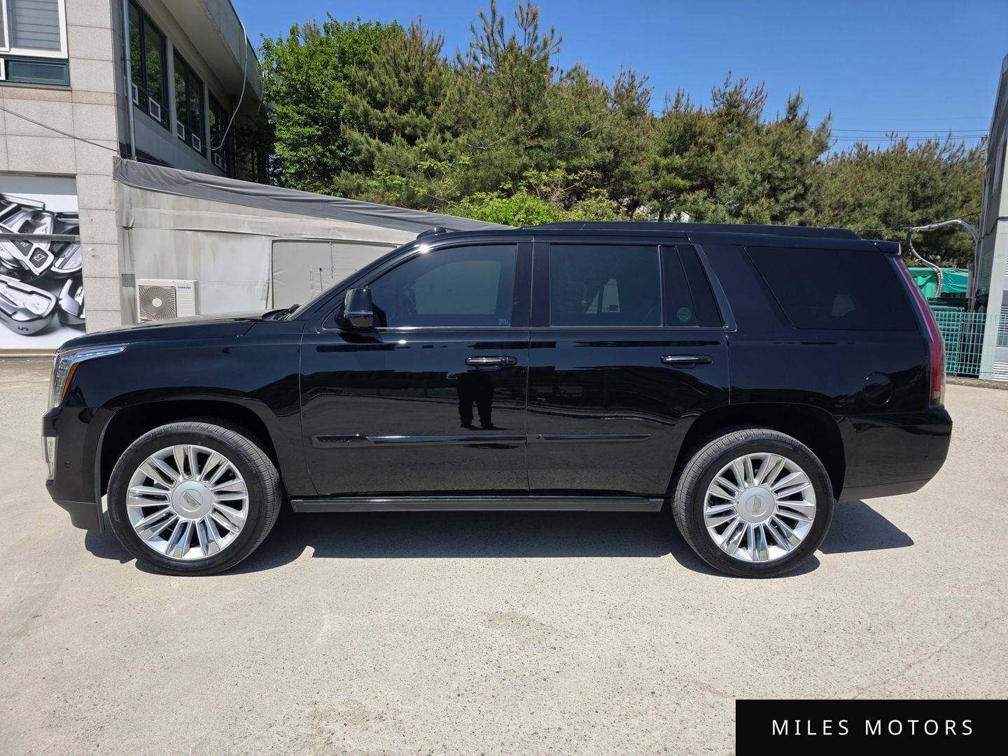 Cadillac Escalade 2019 — миниатюра 12