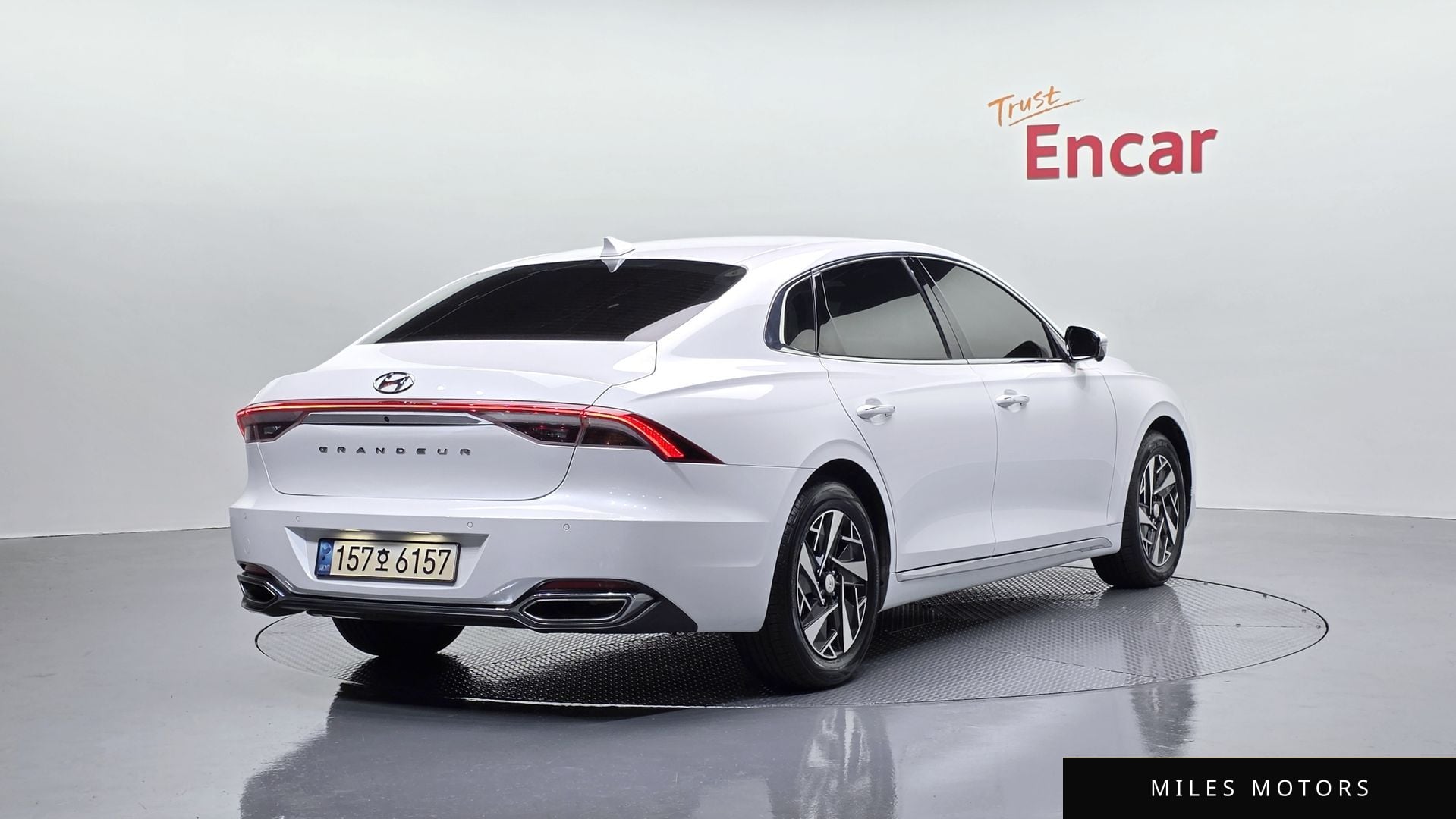 Hyundai Grandeur 2022 — миниатюра 2