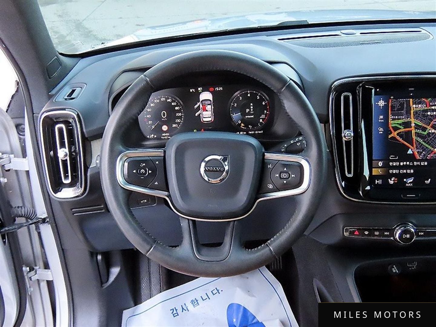 Volvo XC40 2019 — миниатюра 8