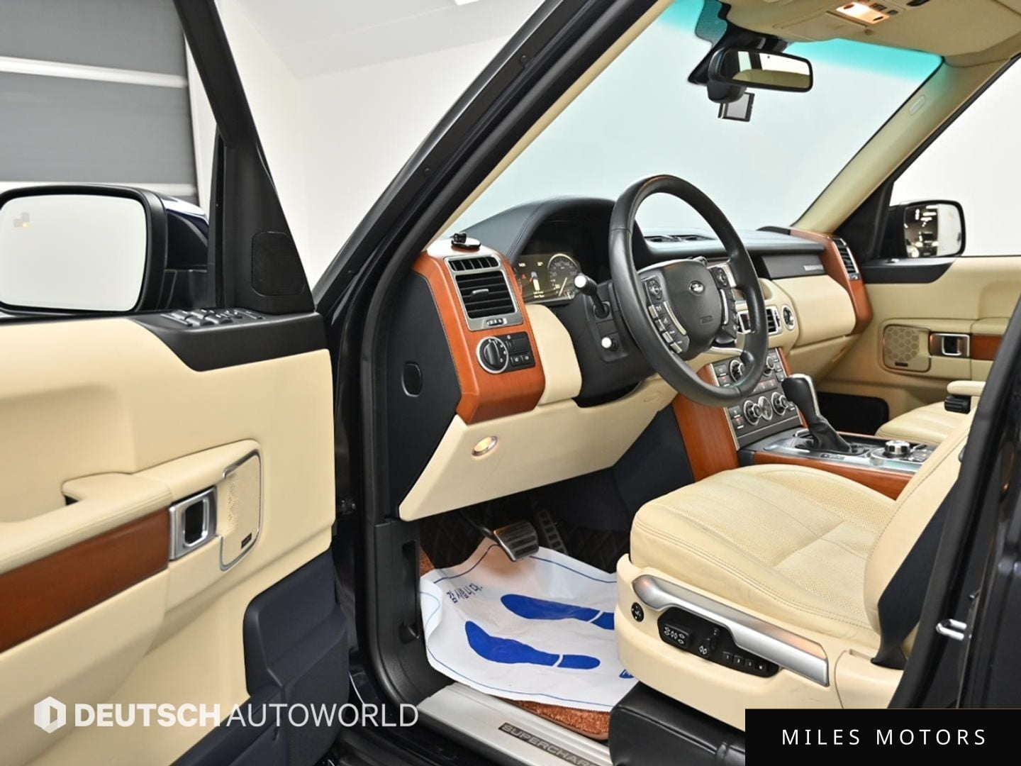 Land Rover Range Rover 2010 — миниатюра 11