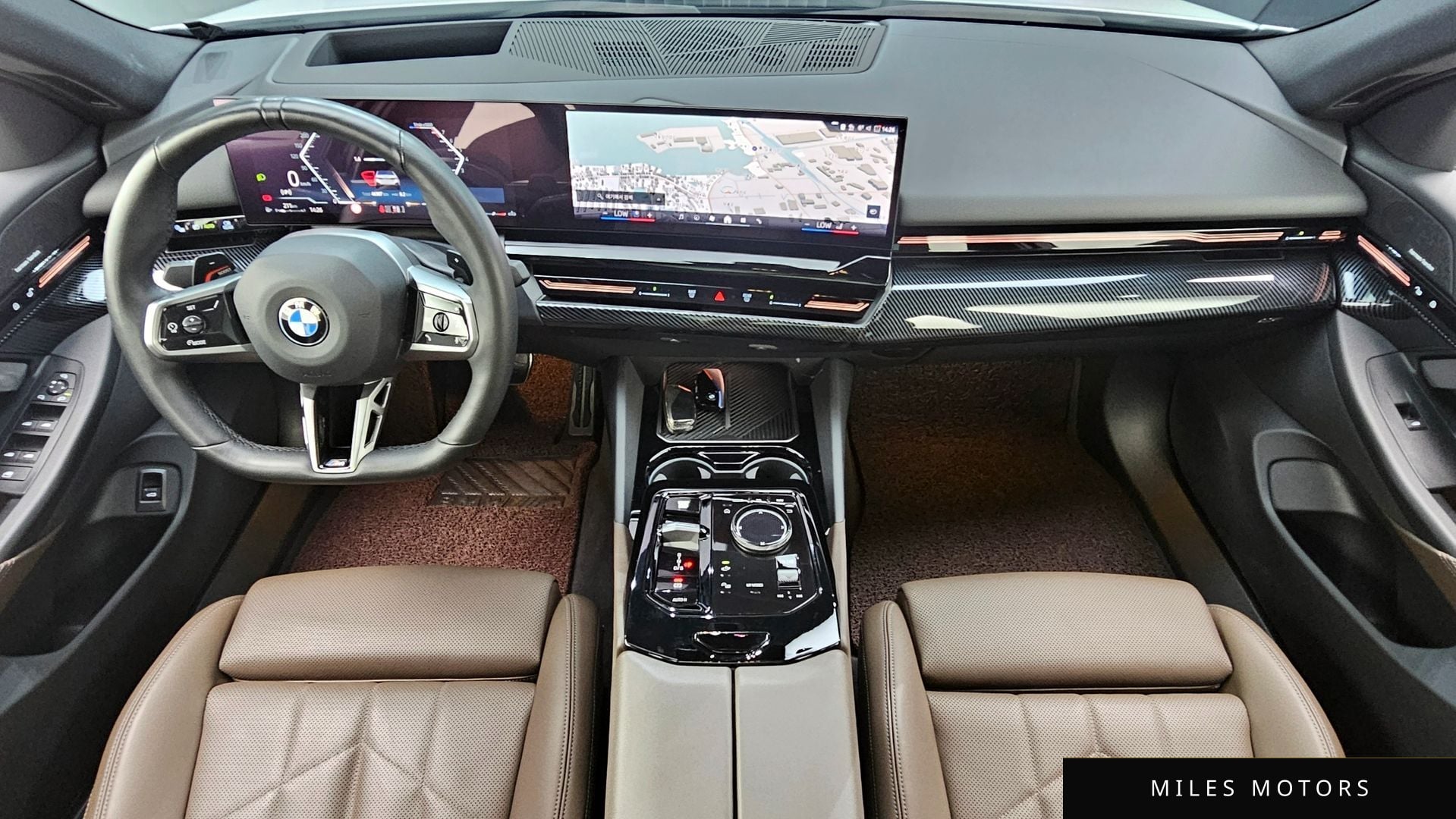BMW 5 Series (G60) 2024 — миниатюра 10