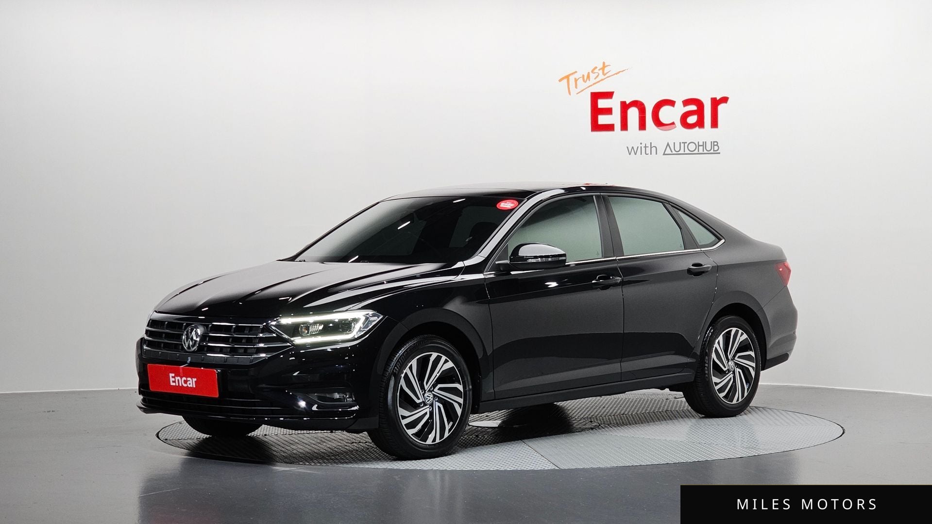 Volkswagen Jetta 2021 — фото 1 из 12