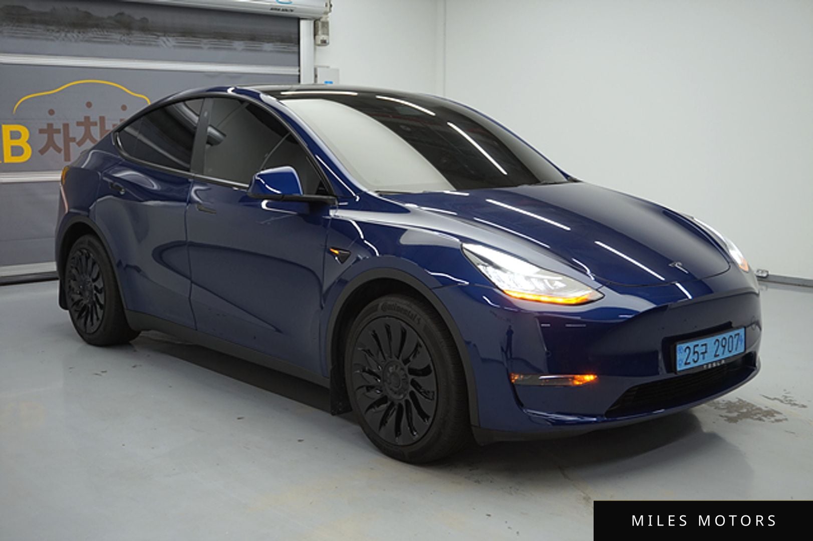 Tesla Model Y 2022 — миниатюра 4