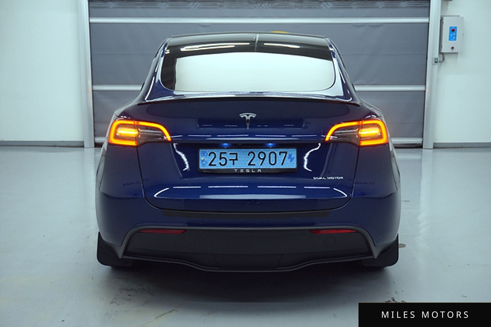 Tesla Model Y 2022 — миниатюра 7