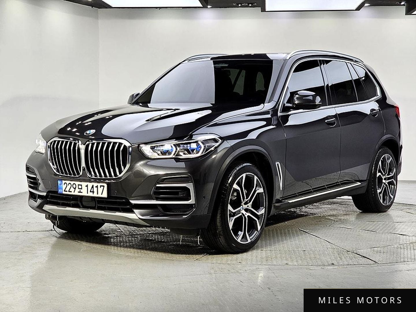 BMW X5 (G05) 2023 — фото 1 из 12