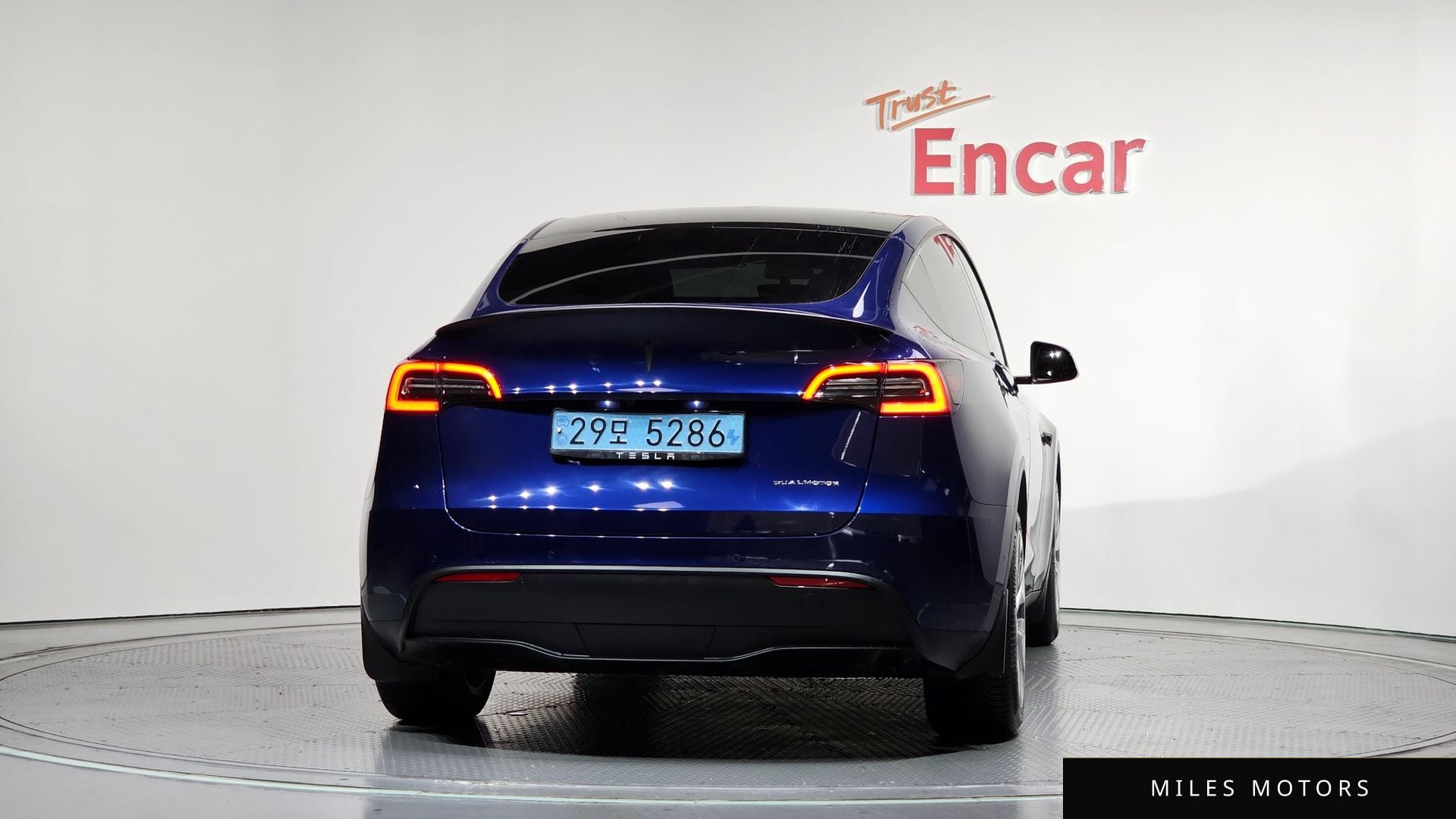 Tesla Model Y 2021 — миниатюра 4