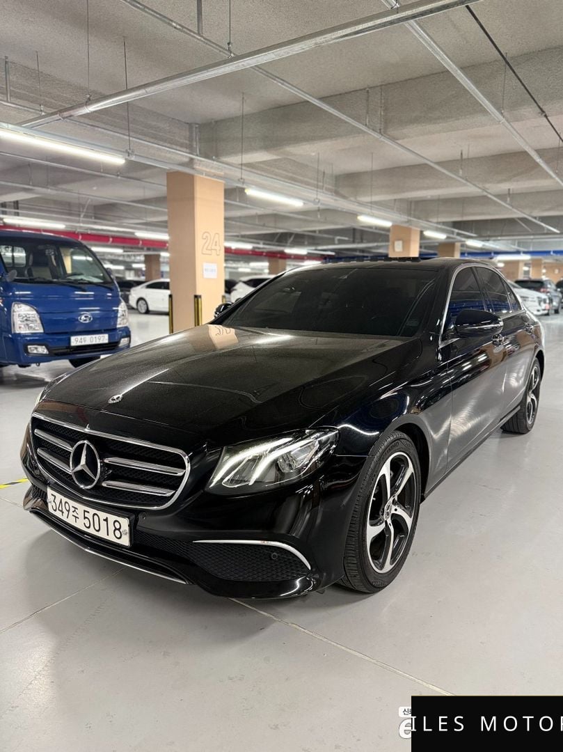 Mercedes-Benz E-Class W213 2020 — фото 1 из 12