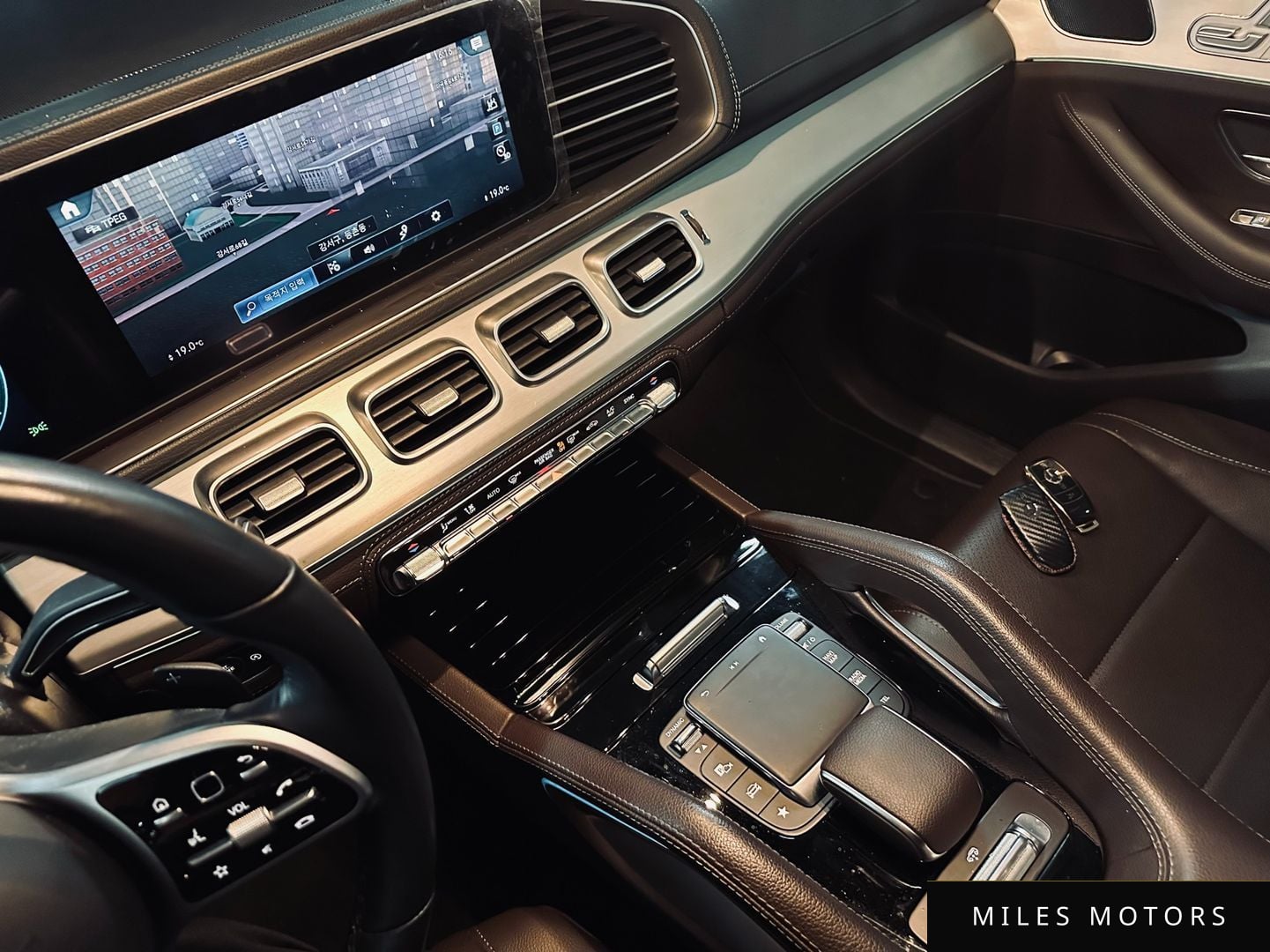 Mercedes-Benz GLE-Class W167 2021 — миниатюра 12