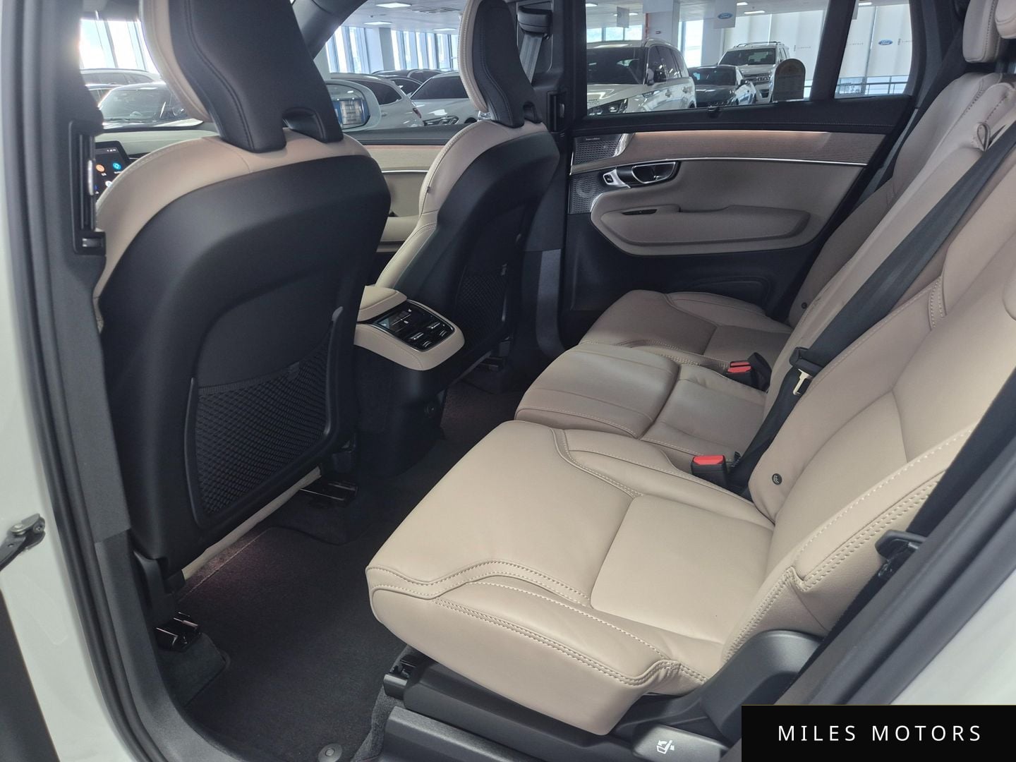 Volvo XC90 2026 — миниатюра 11