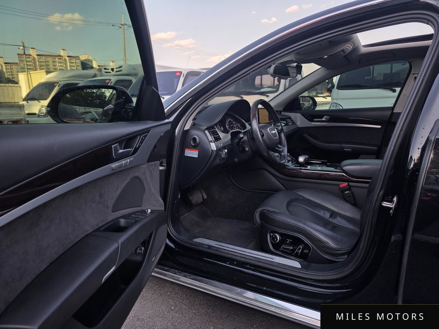 Audi A8 2015 — миниатюра 7