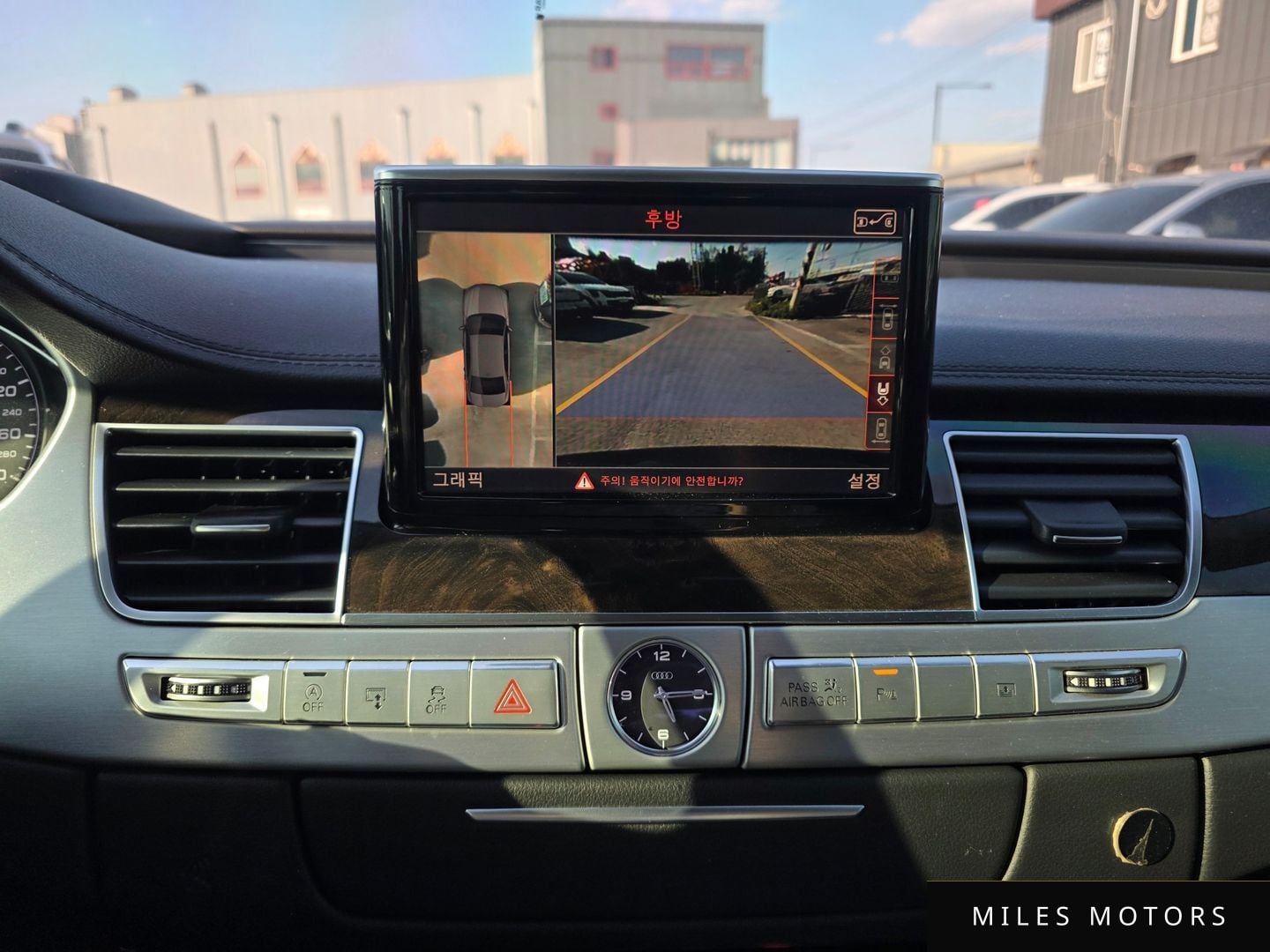 Audi A8 2015 — миниатюра 9