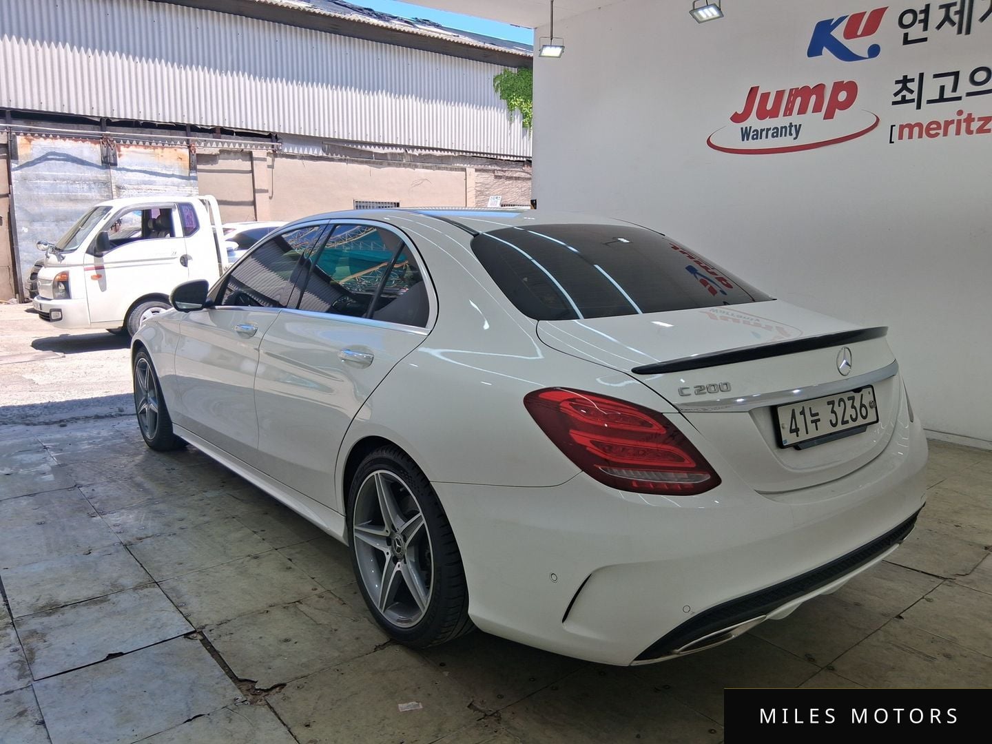 Mercedes-Benz C-Class W205 2018 — миниатюра 3
