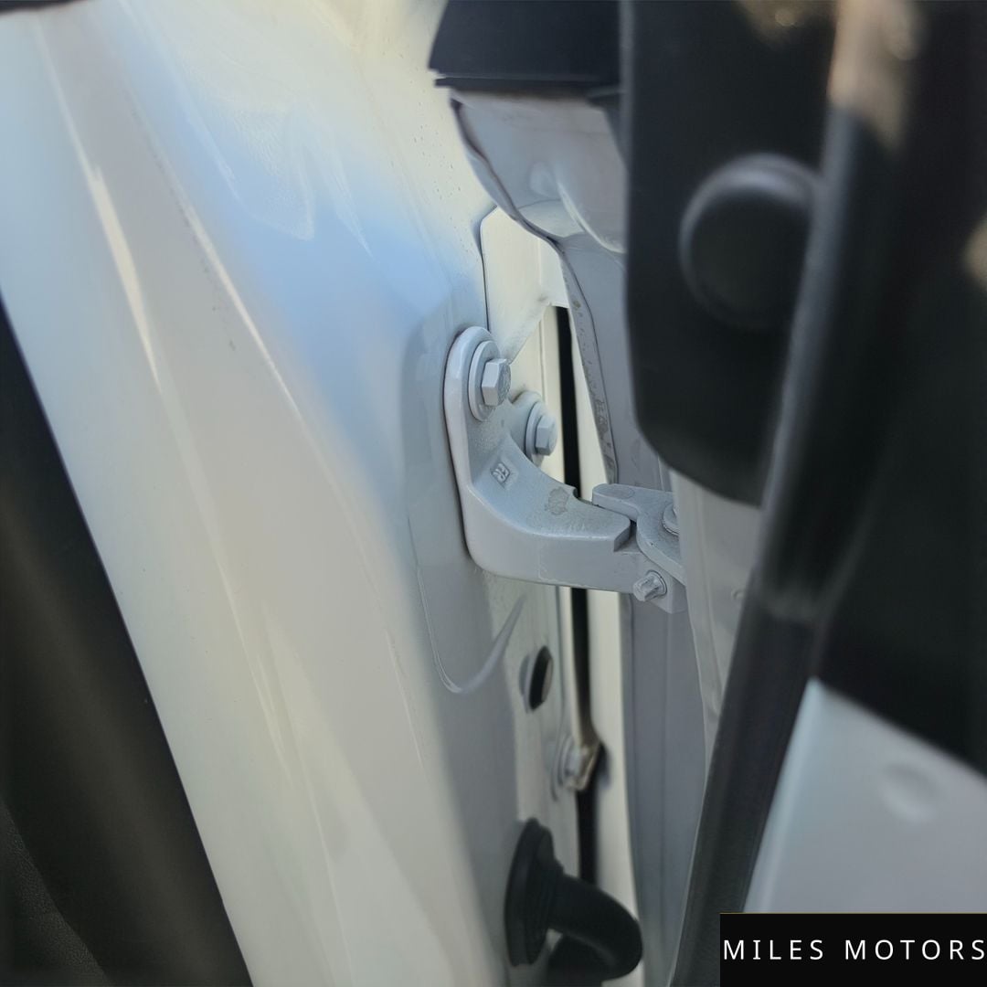 Tesla Model Y 2022 — миниатюра 7