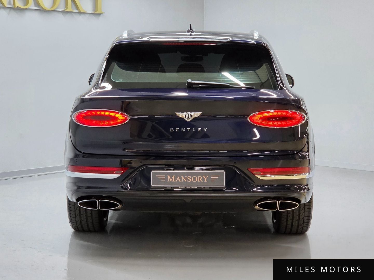 Bentley Bentayga 2021 — миниатюра 4