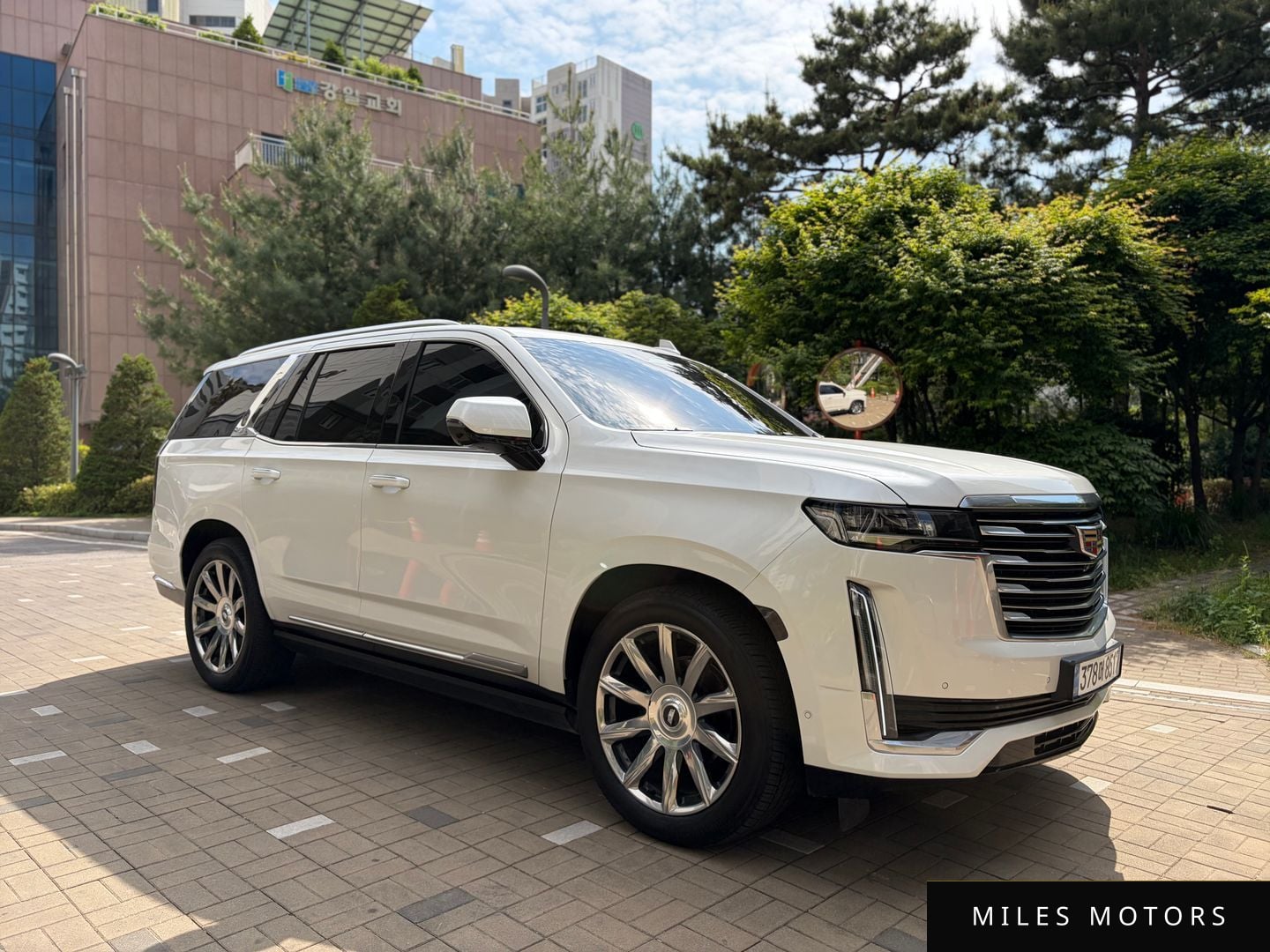 Cadillac Escalade 2022 — миниатюра 2