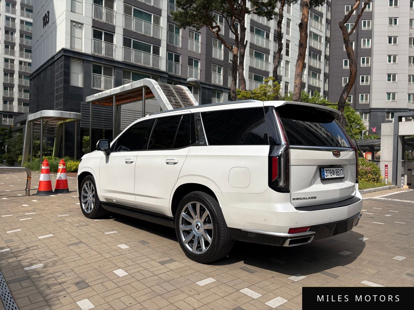 Cadillac Escalade 2022 — миниатюра 4