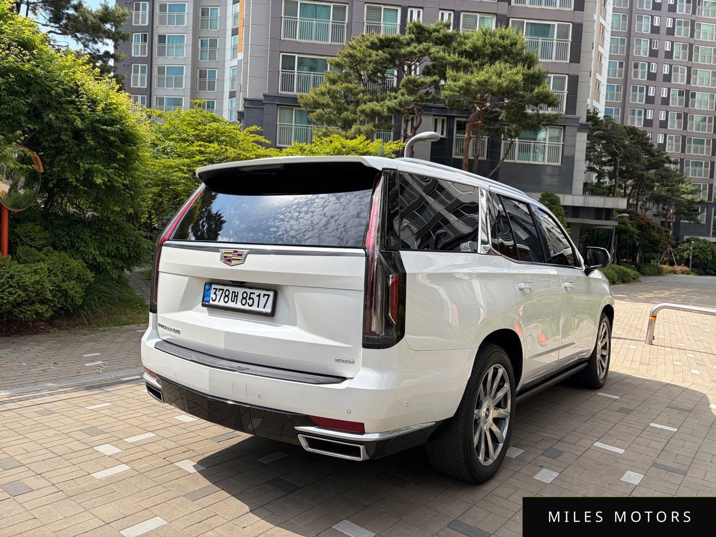 Cadillac Escalade 2022 — миниатюра 9