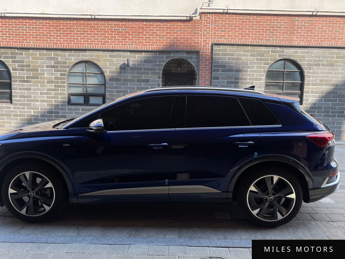 Audi Q4 e-tron 2022 — миниатюра 5