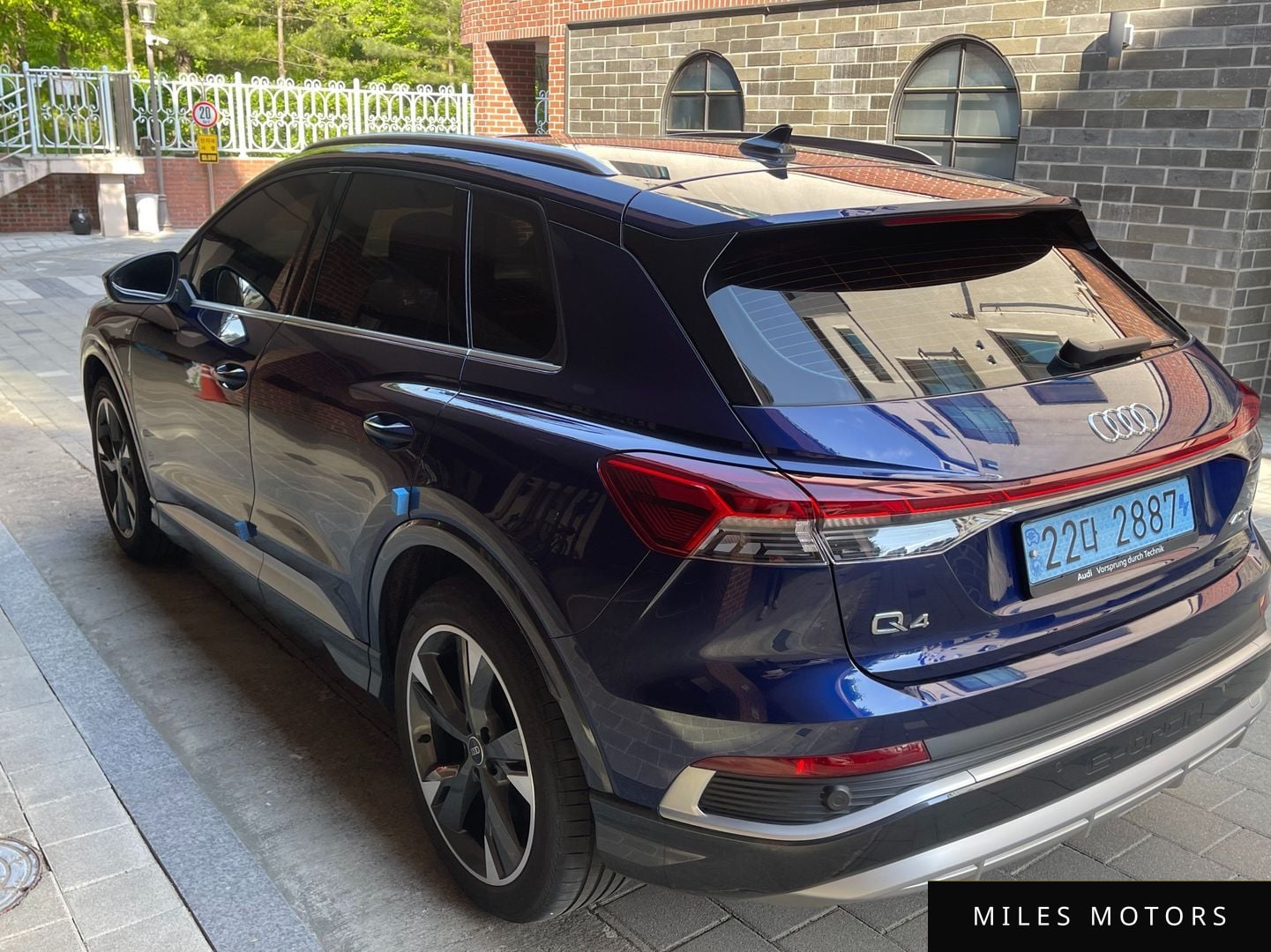 Audi Q4 e-tron 2022 — миниатюра 7