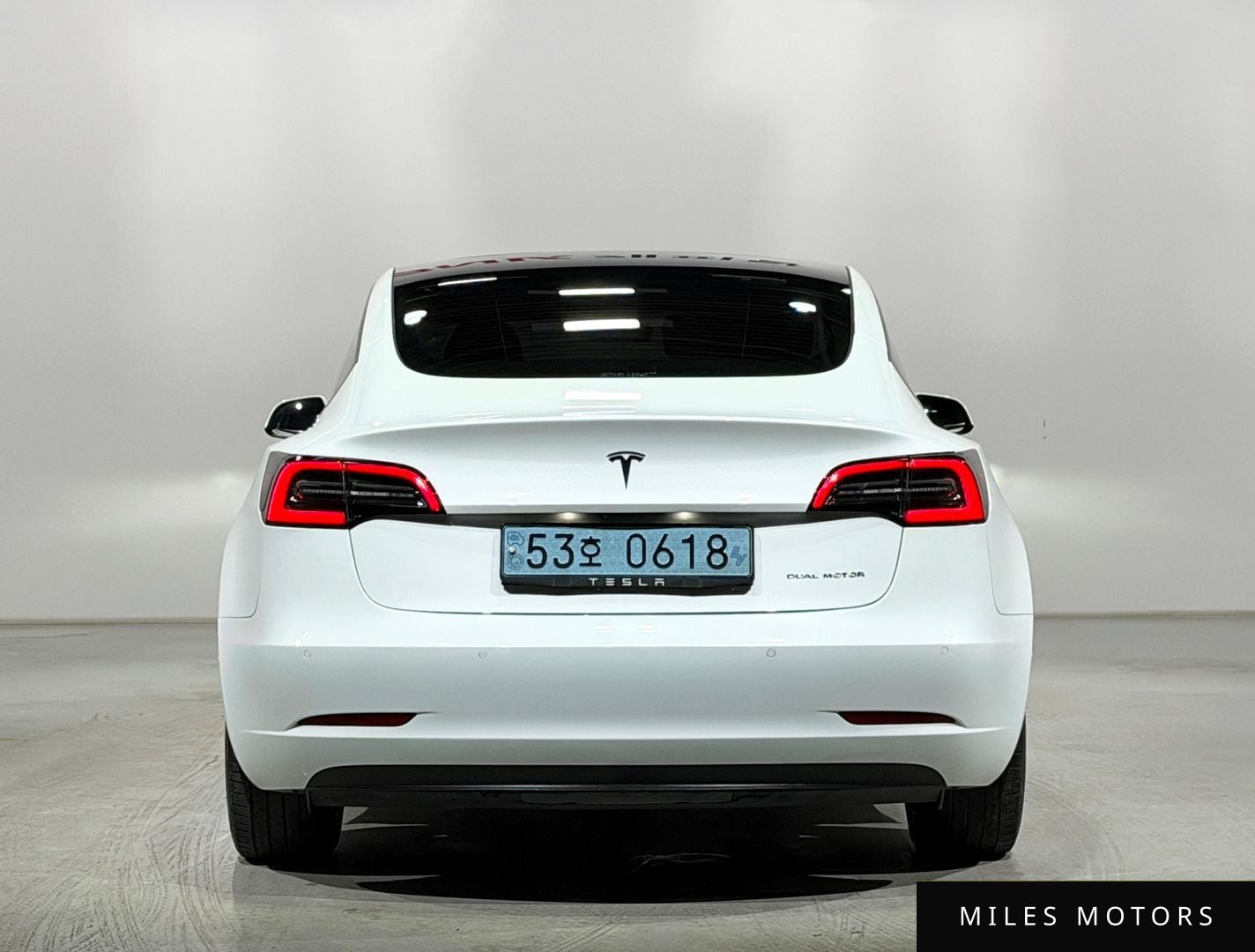 Tesla Model 3 2022 — миниатюра 10