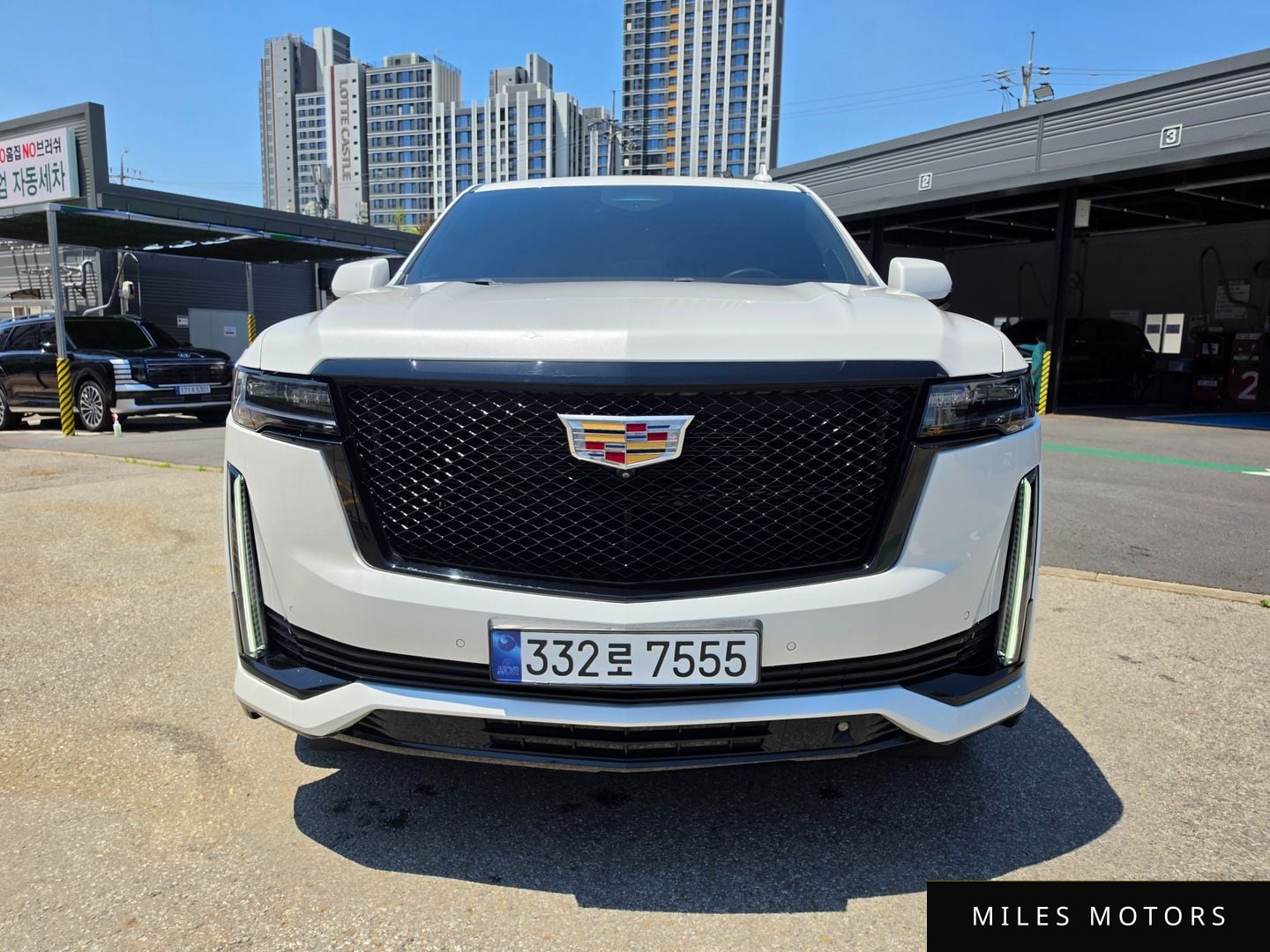 Cadillac Escalade 2023 — миниатюра 3