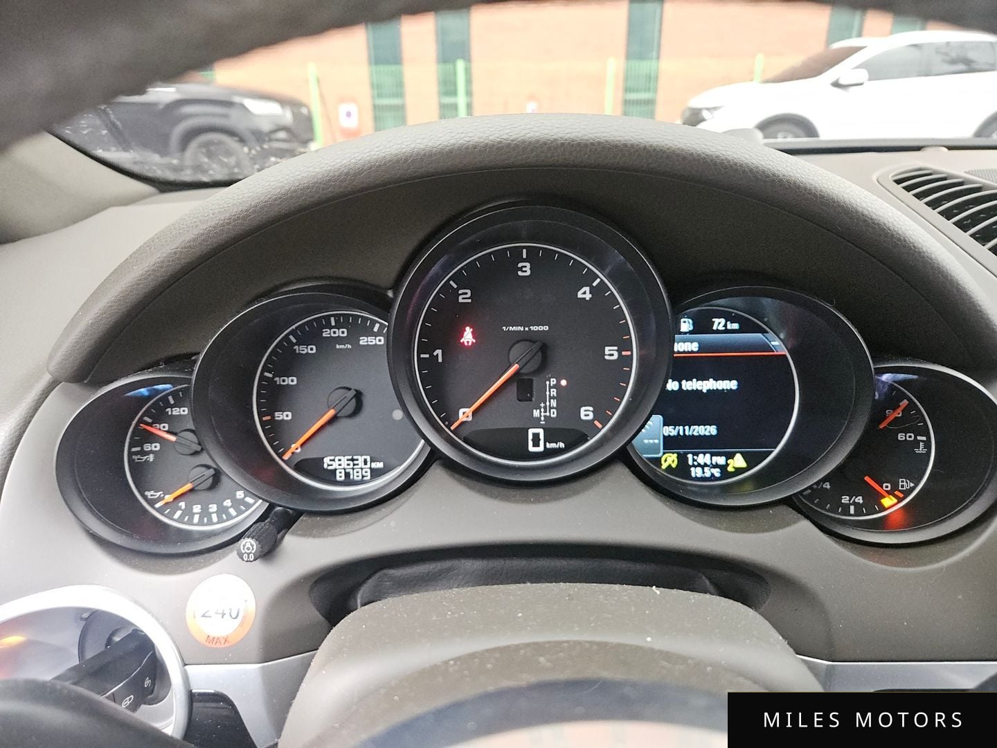 Porsche Cayenne 2016 — миниатюра 4
