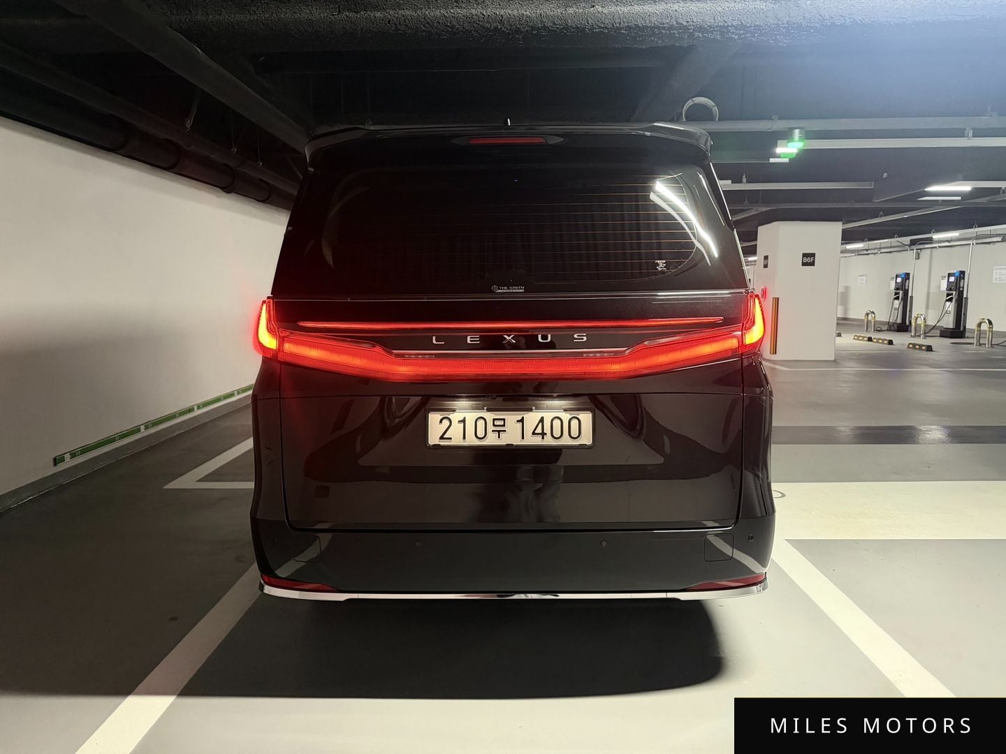 Лексус LM 2025 — миниатюра 5