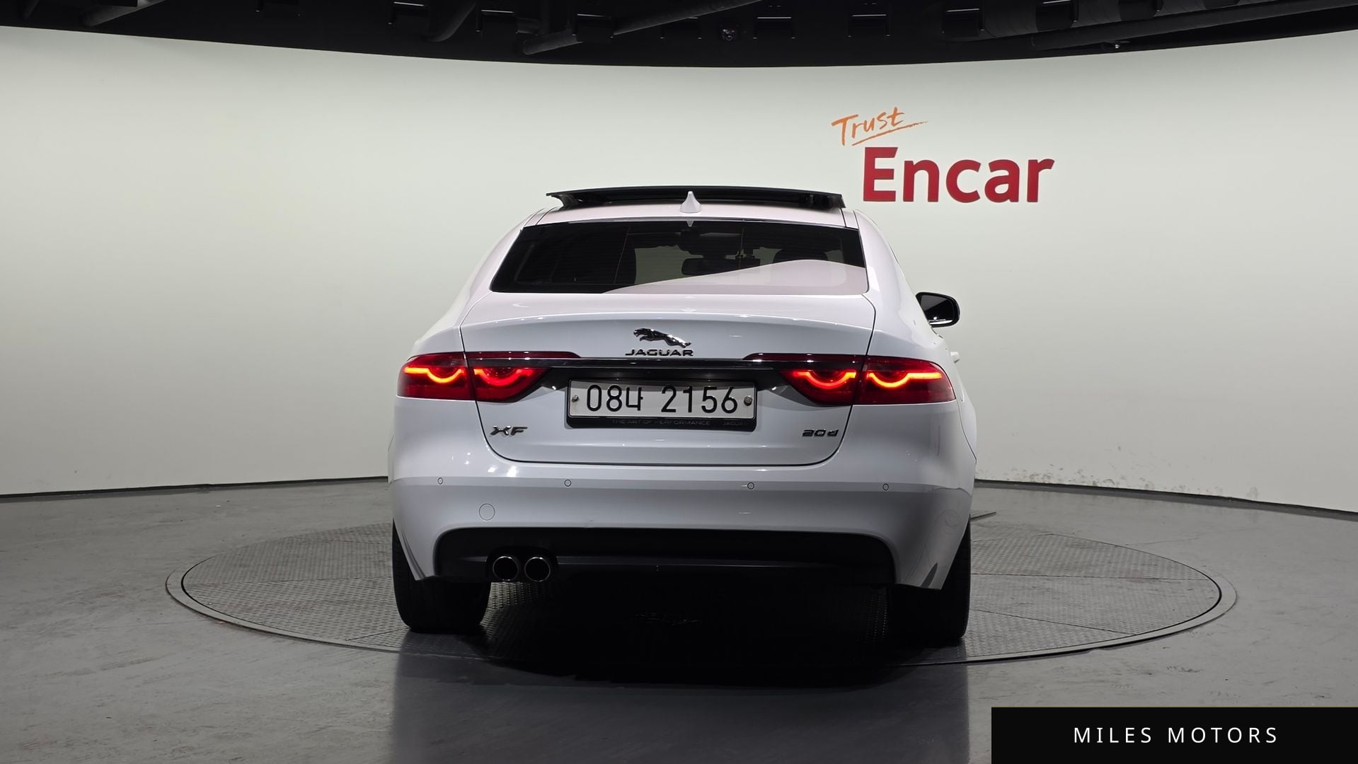 Jaguar XF (X260) 2018 — миниатюра 4